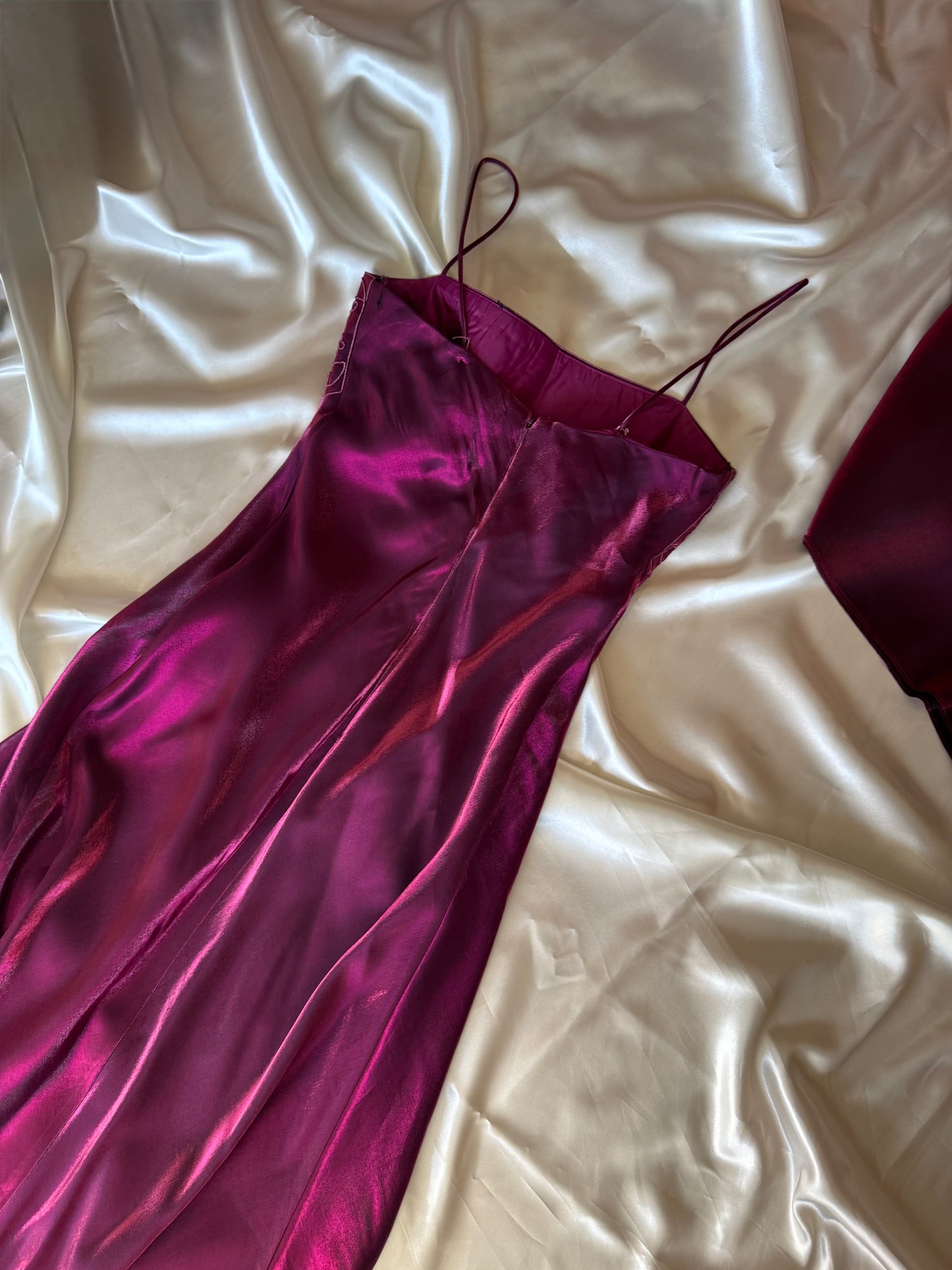 Gorgeous Dark Red Purple Vintage Royal Gown