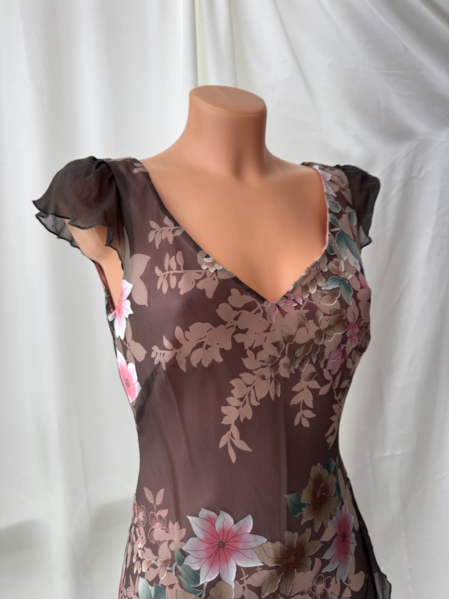 Gorgeous Brown Floral Vintage Dress