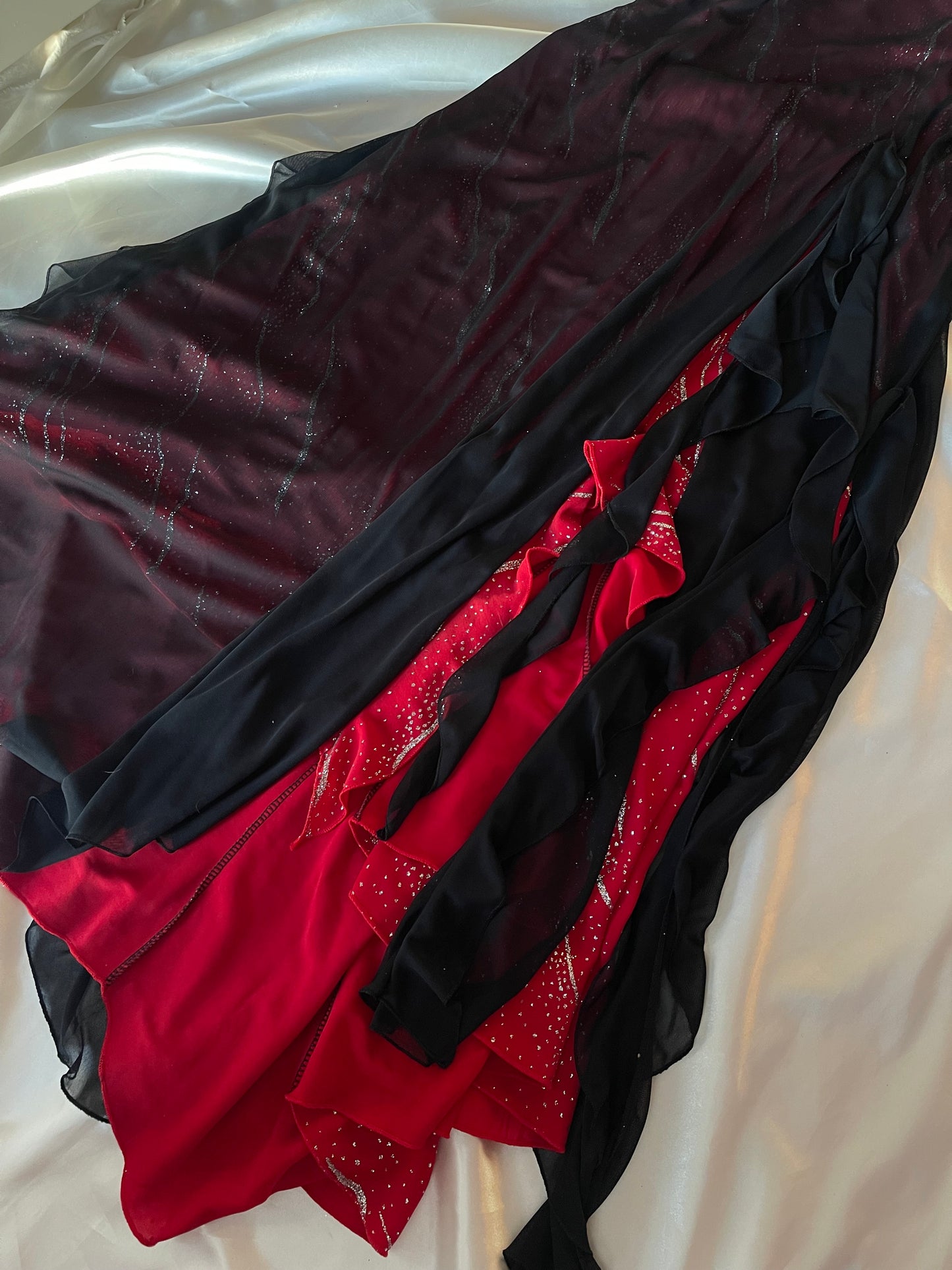 Spectacular Black & Red Sparkly Vintage Dress