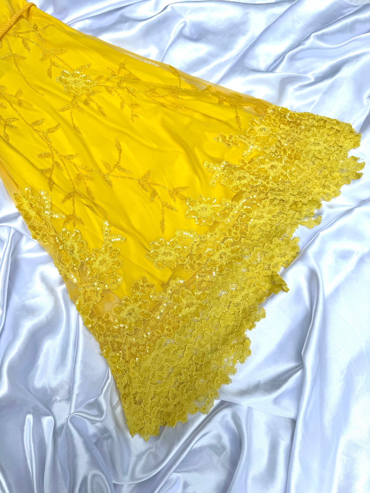 Yellow Beaded Lace Vintage Aftershock Summer Dress