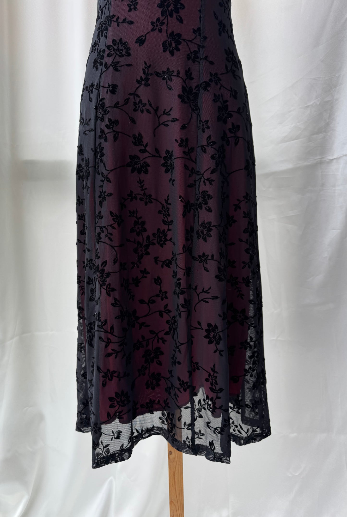 Red & Black Floral Velvet Gothic Vintage Dress