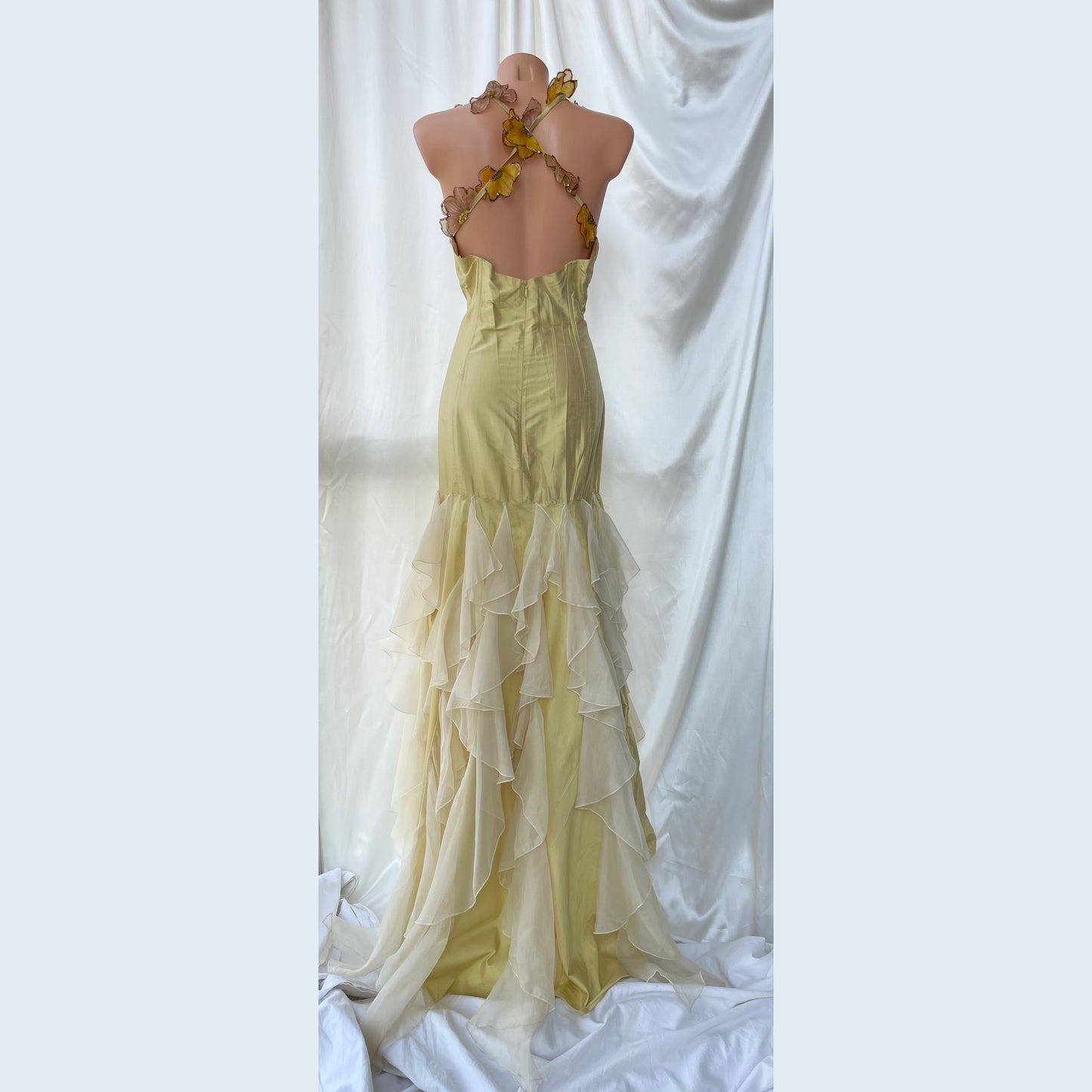 Beautiful Floral Subtle Yellow Silk Vintage Dress