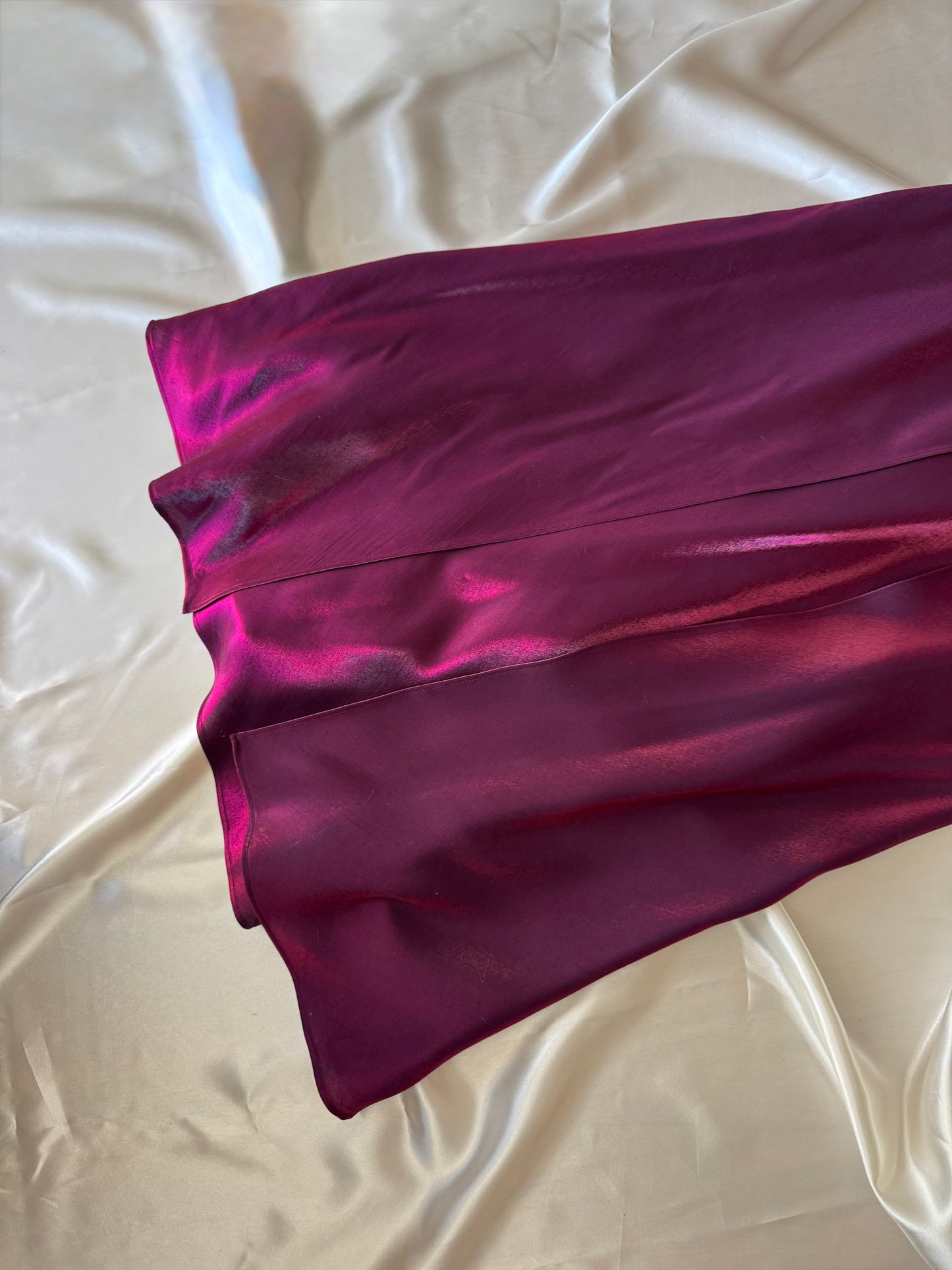Gorgeous Dark Red Purple Vintage Royal Gown