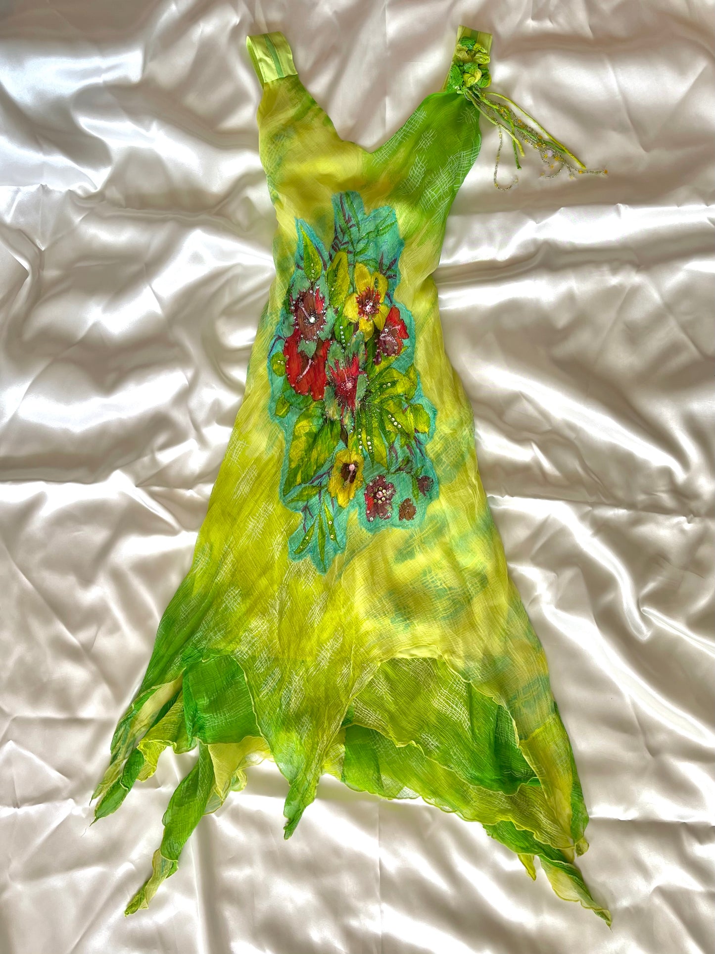 Delicate Green Floral Vintage Dress