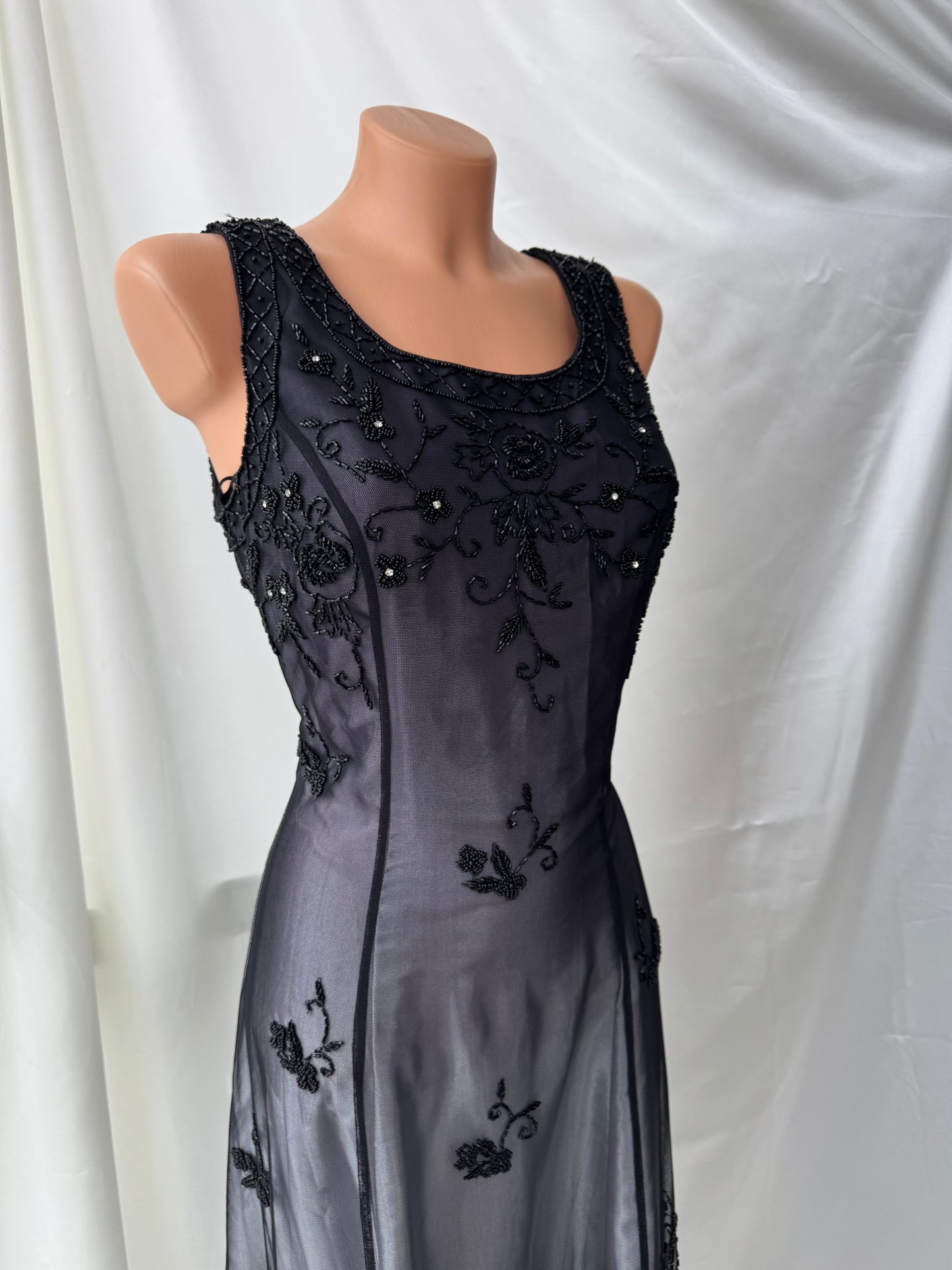 Gorgeous Gray Tulle Beaded Vintage Royal Gown