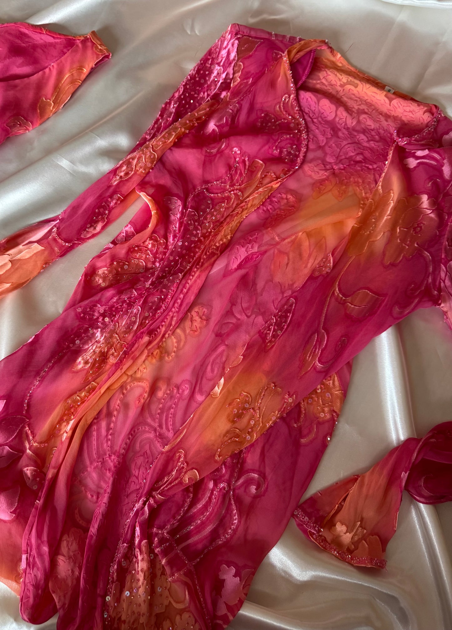 Subtle Pink & Orange Vintage Dress