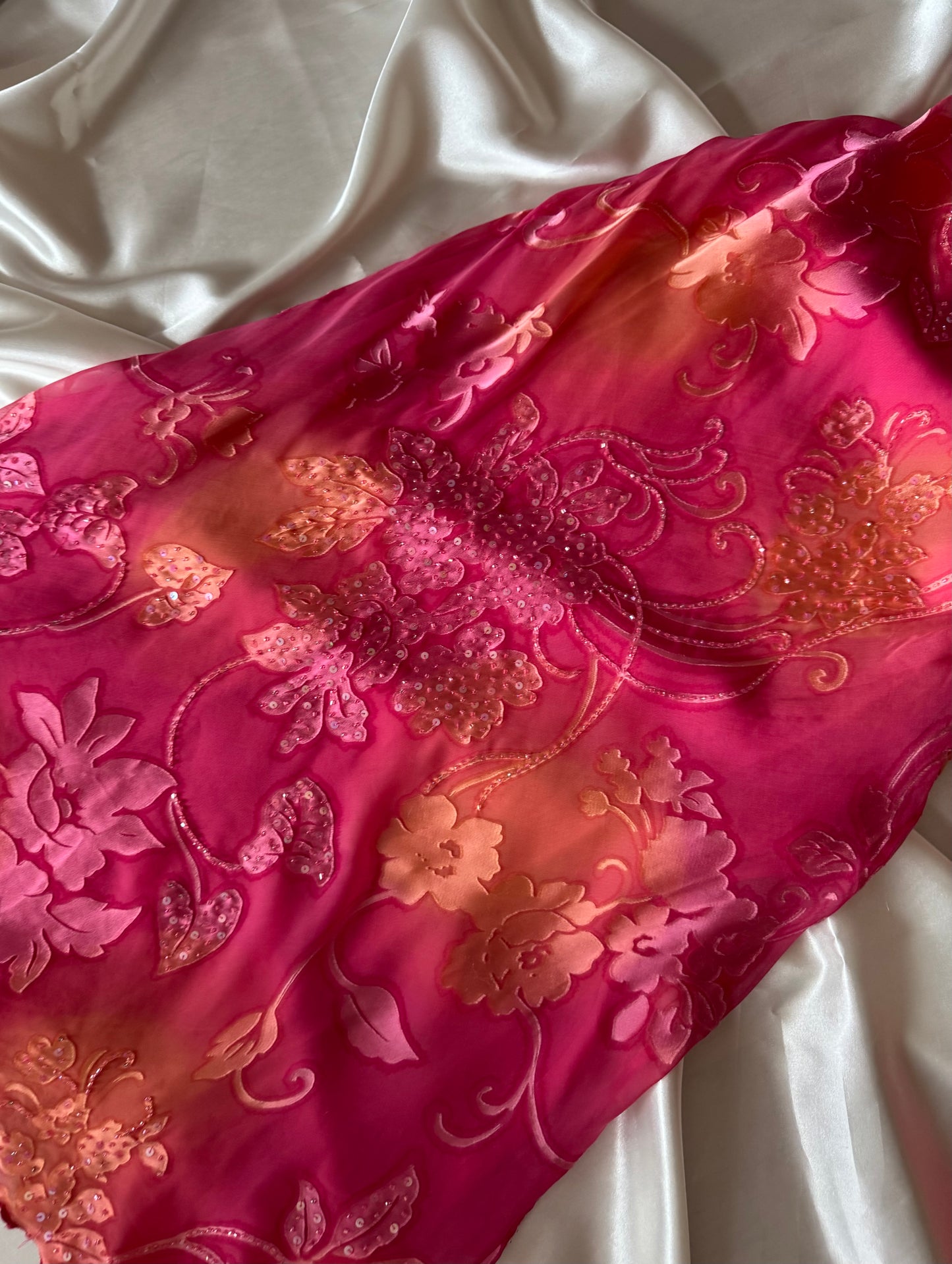 Subtle Pink & Orange Vintage Dress