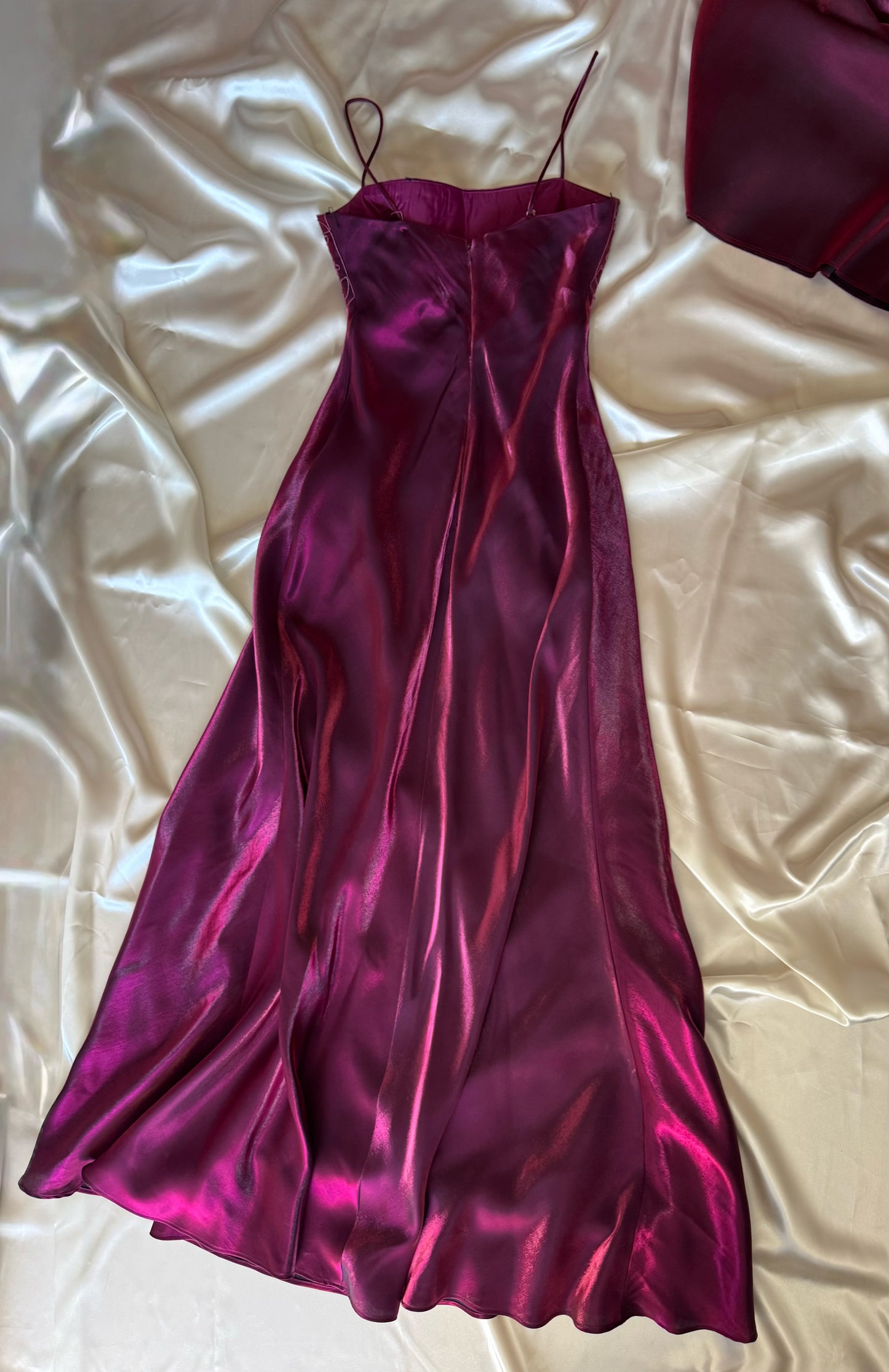 Gorgeous Dark Red Purple Vintage Royal Gown