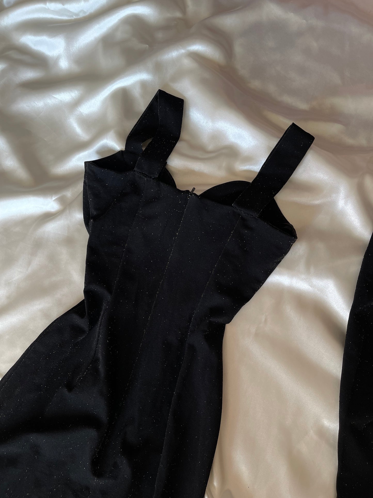 Black Sparkly Sweetheart Neck Vintage Gown