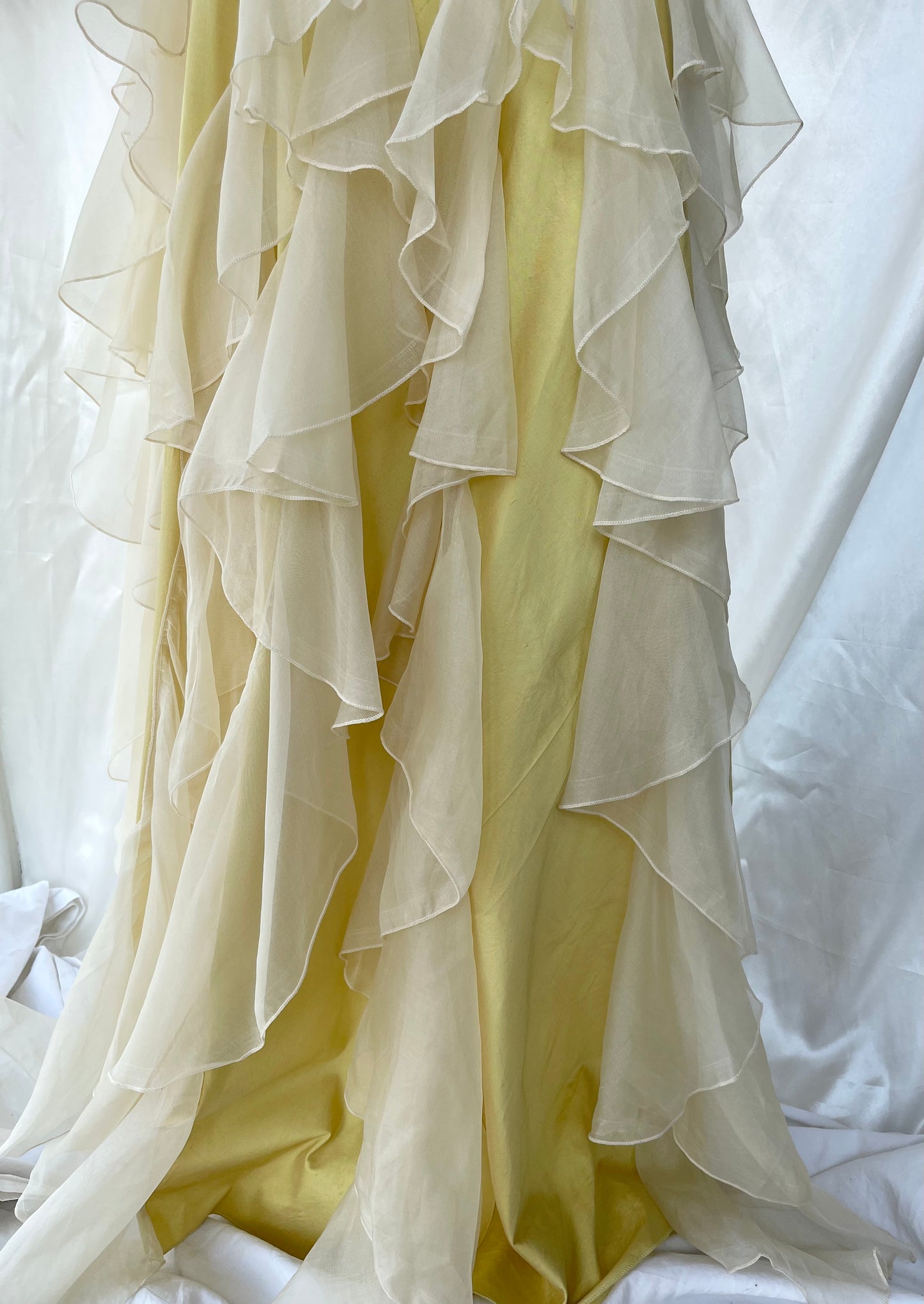 Beautiful Floral Subtle Yellow Silk Vintage Dress