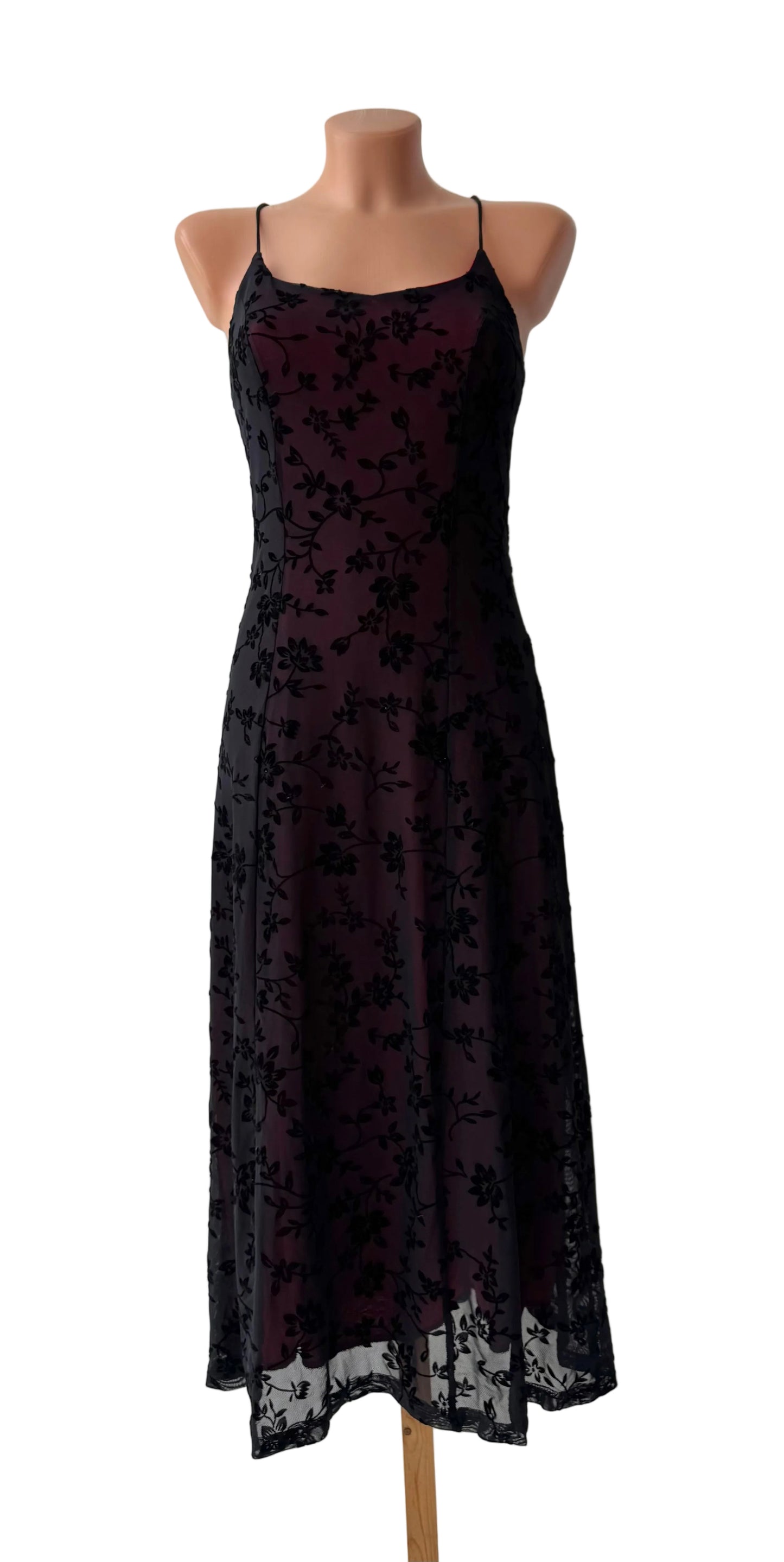 Red & Black Floral Velvet Gothic Vintage Dress