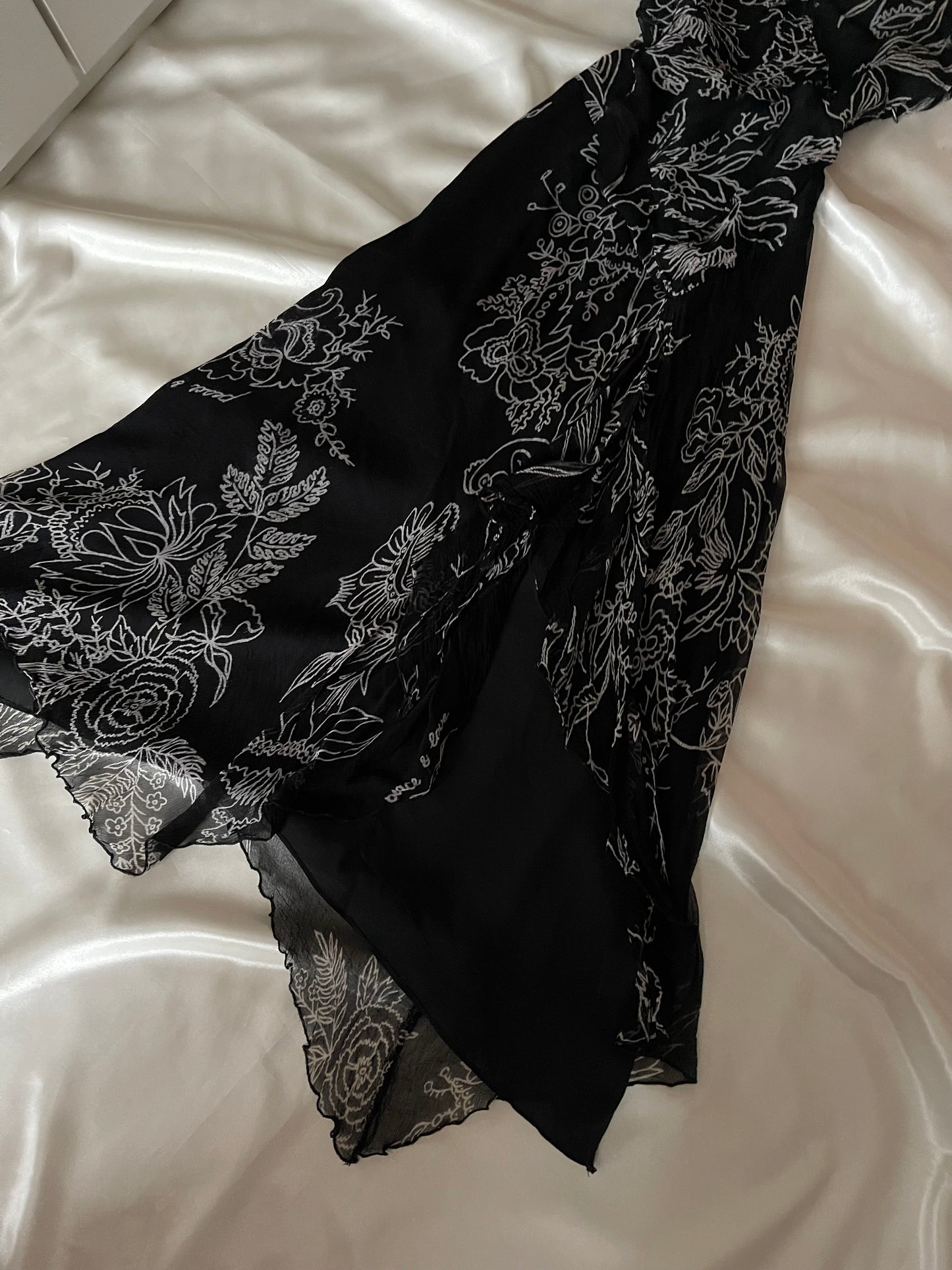 Delicate Black Floral Vintage Dress