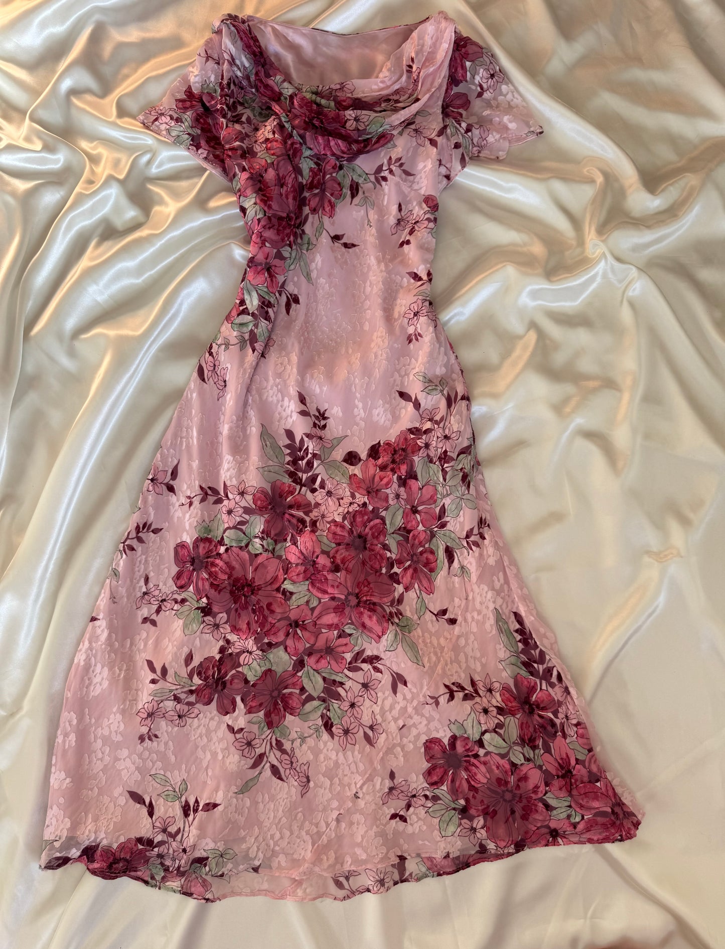 Gorgeous Pink Floral Vintage Dress