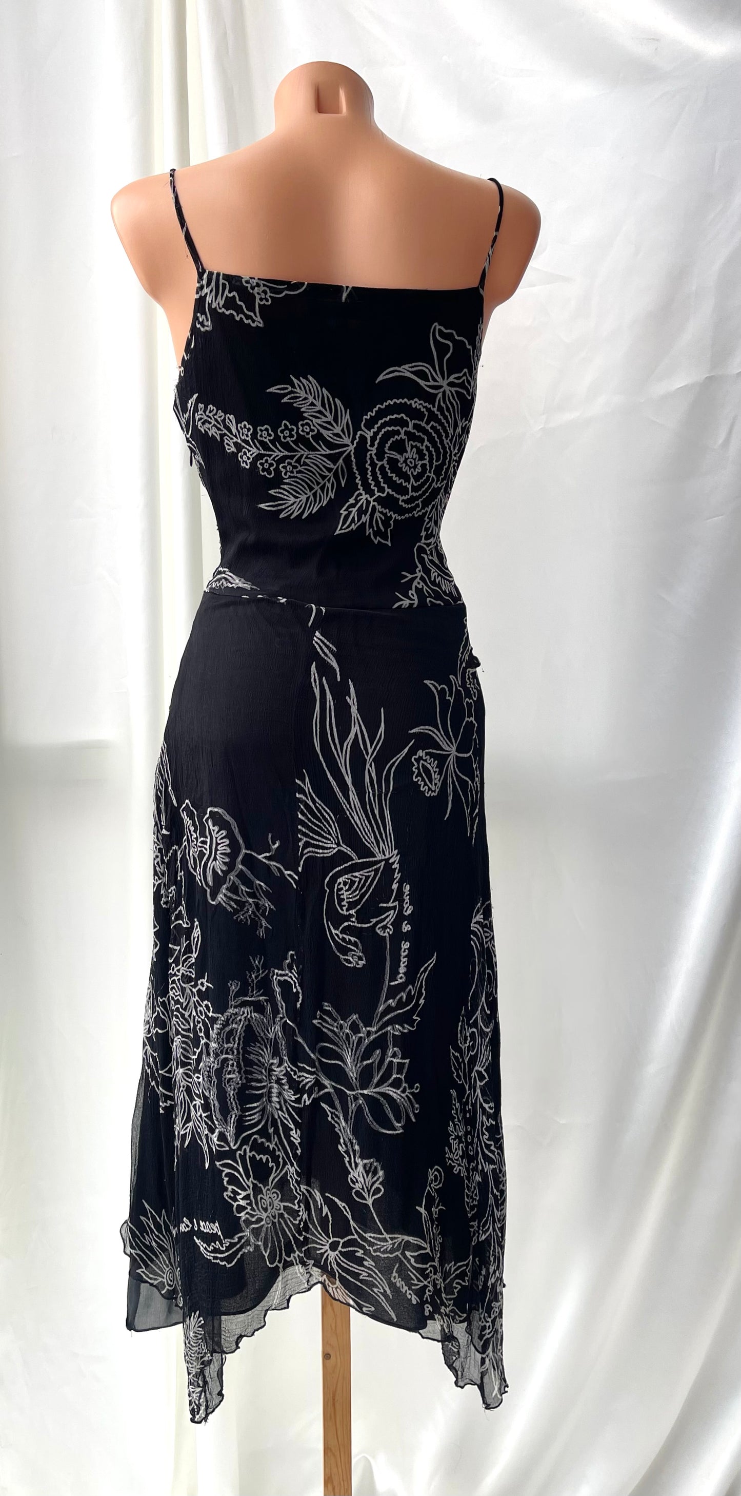 Delicate Black Floral Vintage Dress