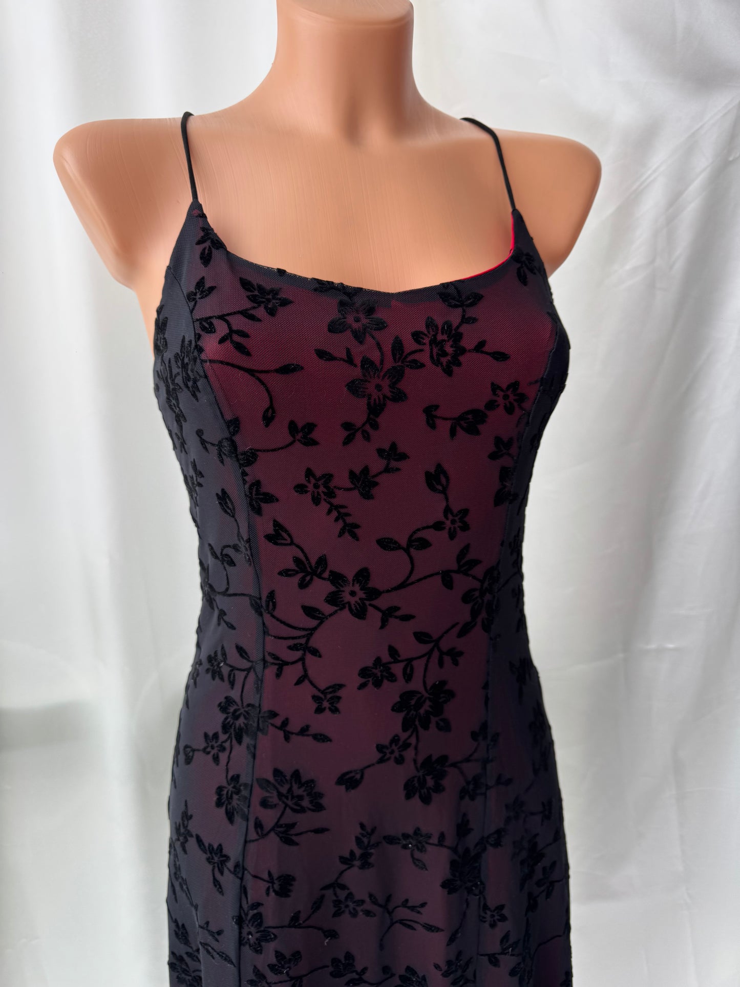 Red & Black Floral Velvet Gothic Vintage Dress