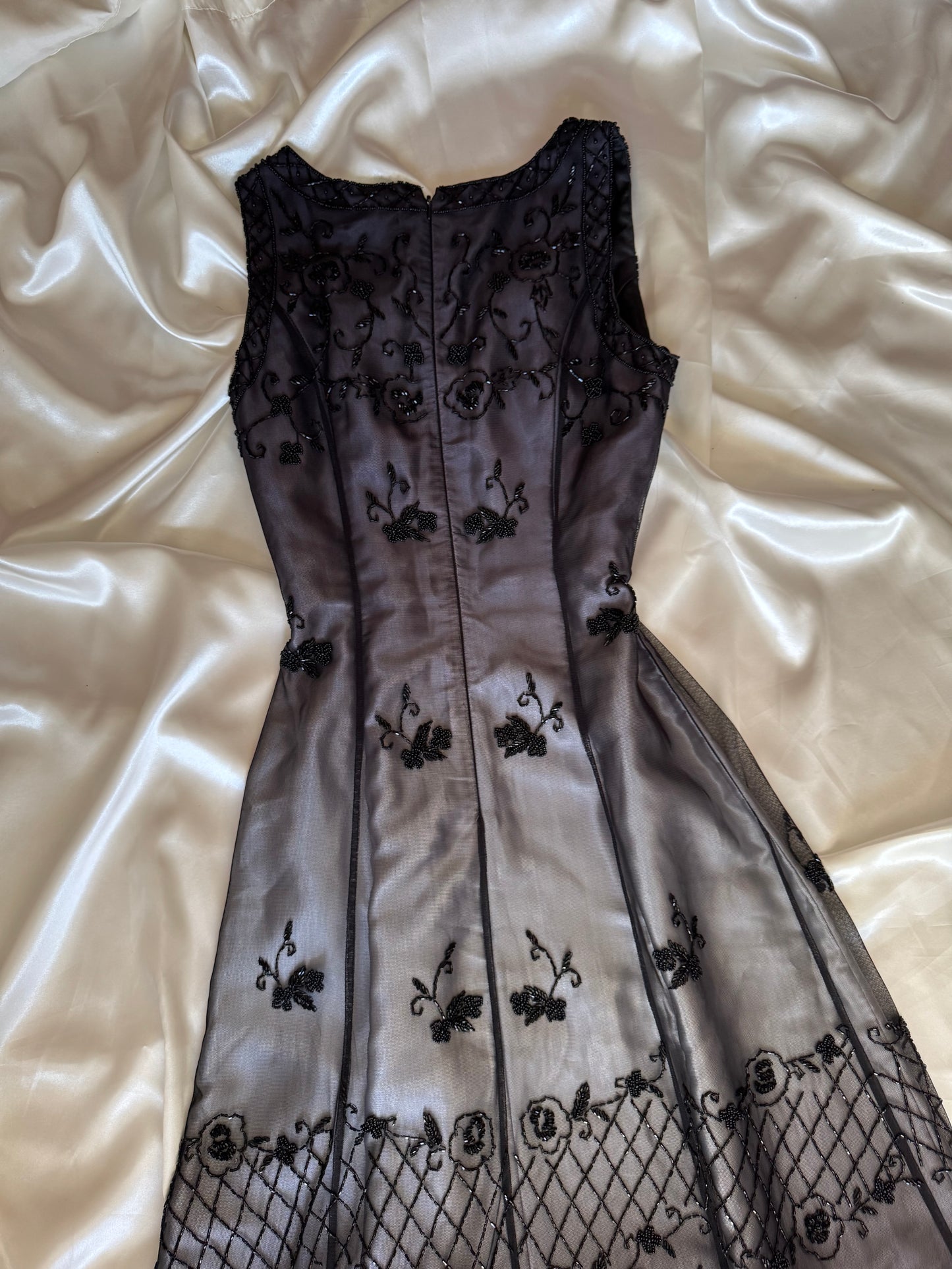 Gorgeous Gray Tulle Beaded Vintage Royal Gown