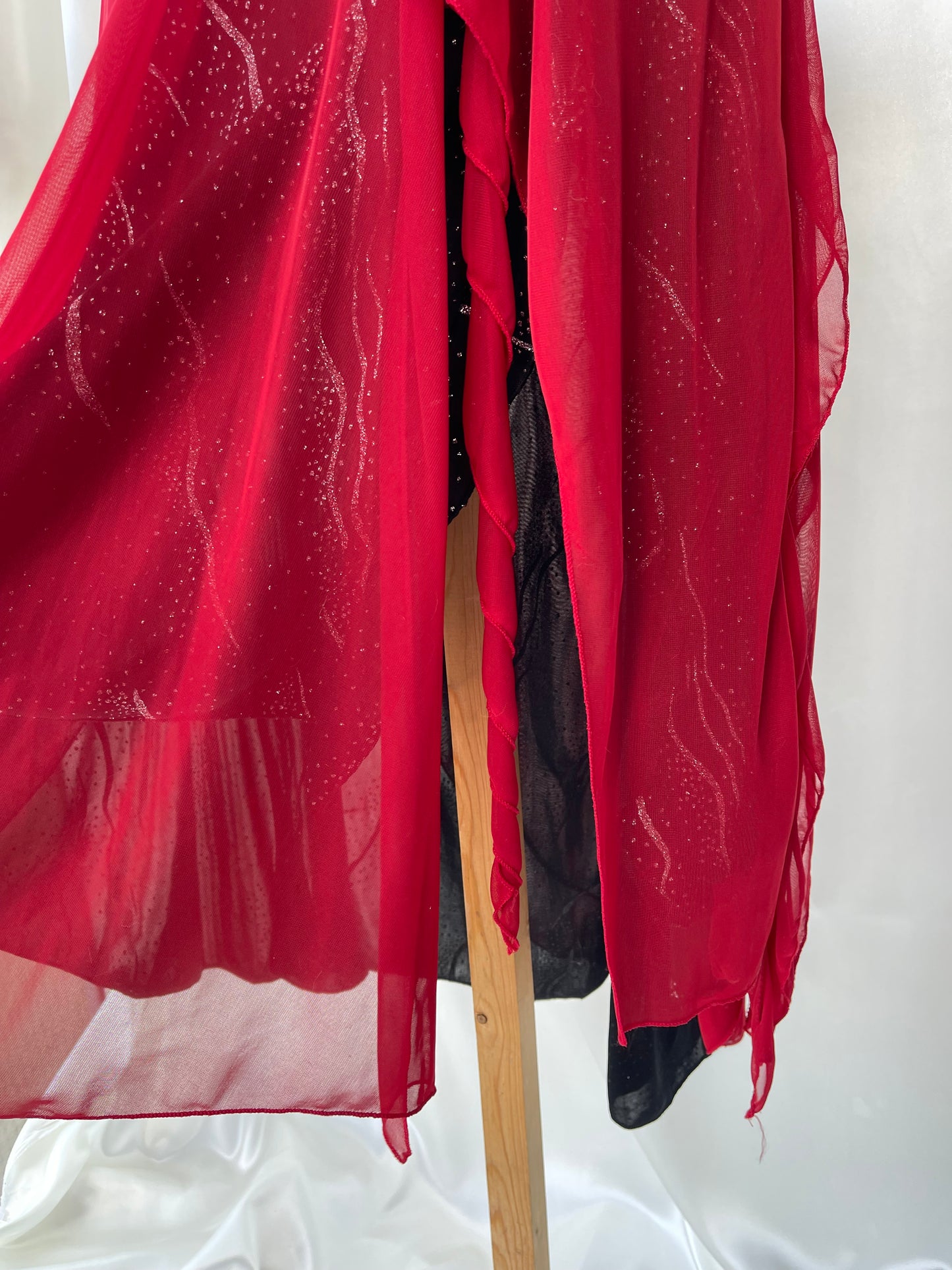 Spectacular Red & Black Sparkly Vintage Dress