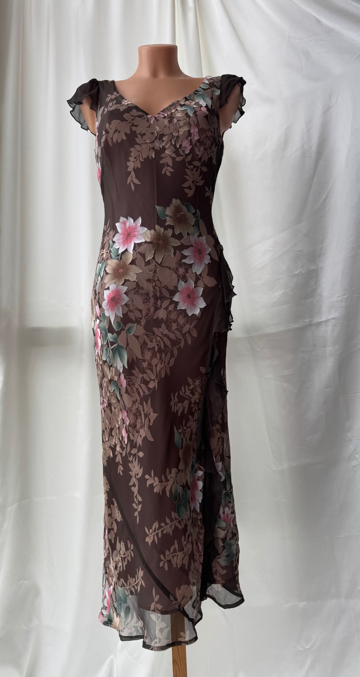 Gorgeous Brown Floral Vintage Dress