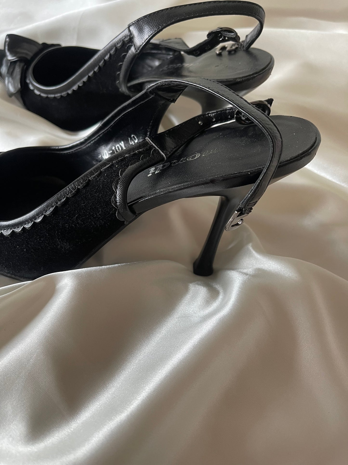 Vintage Black Ribbon Suede Heels