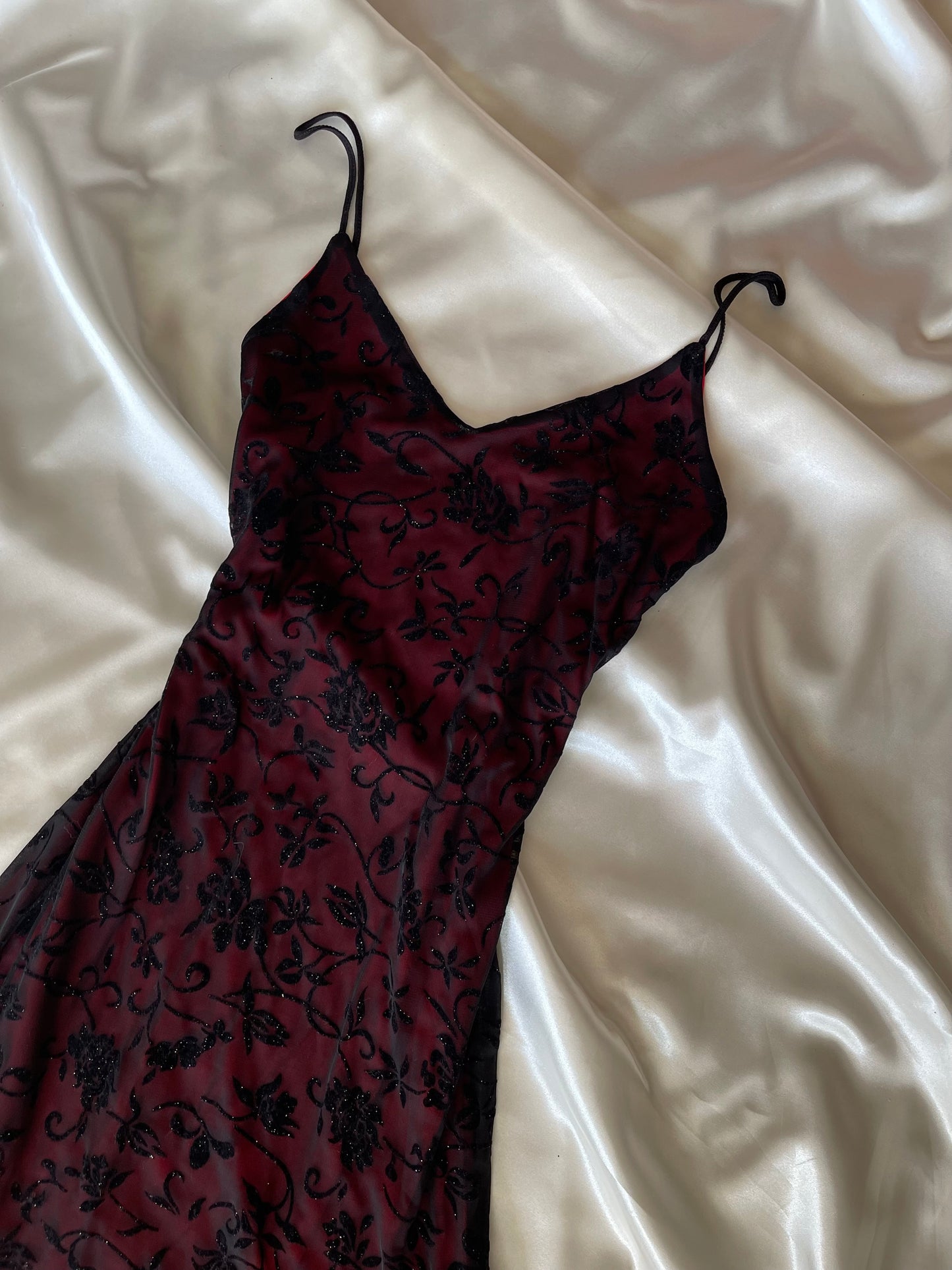 Red & Black Floral Sparkly Velvet Gothic Vintage Dress