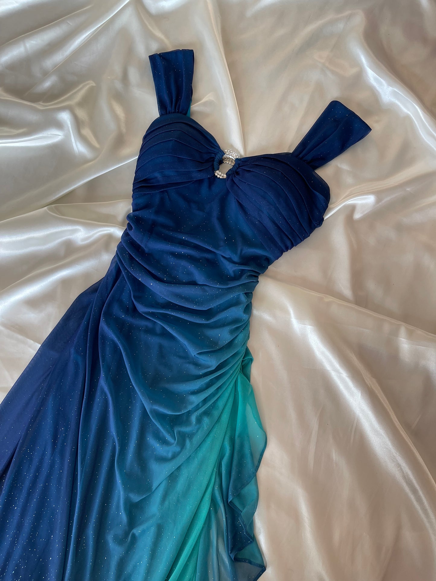 Sparkly Ombre Blue & Turquoise Vintage Dress