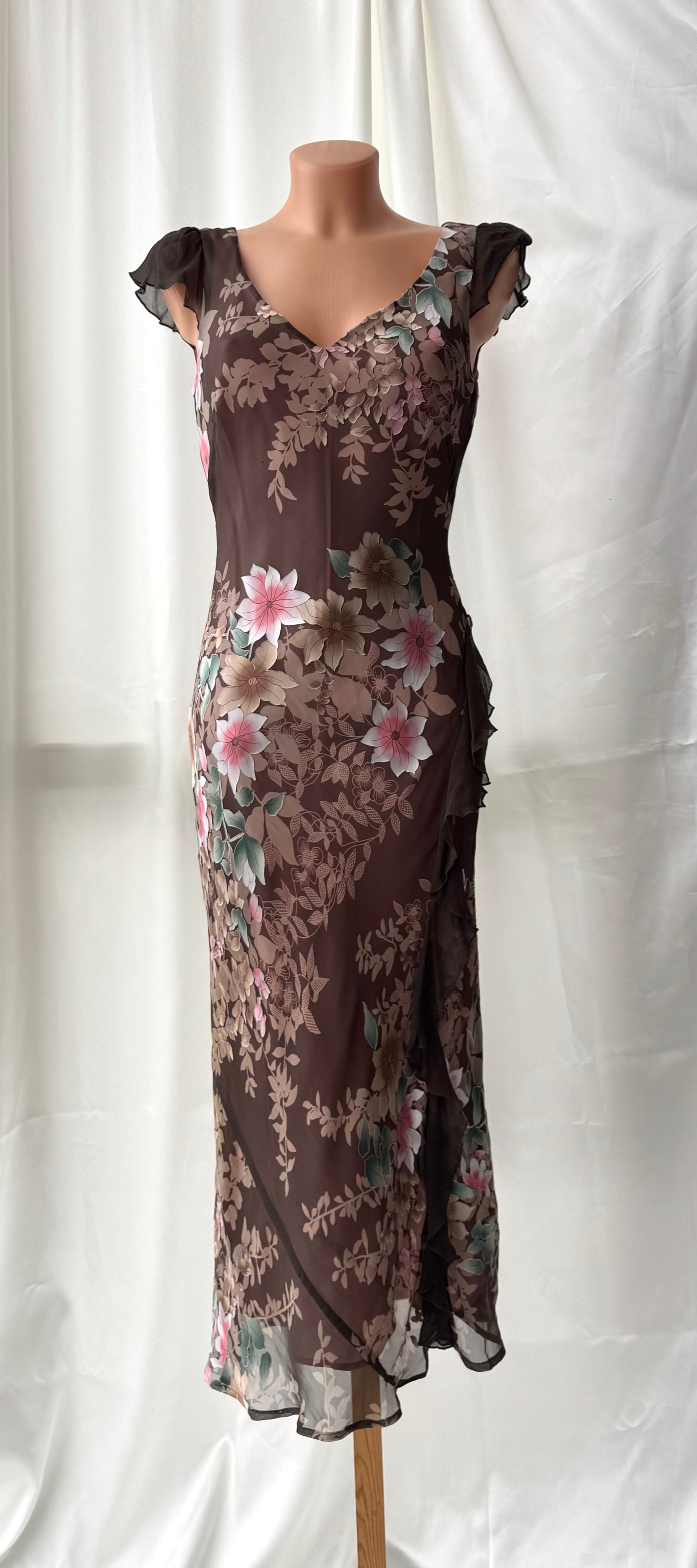 Gorgeous Brown Floral Vintage Dress