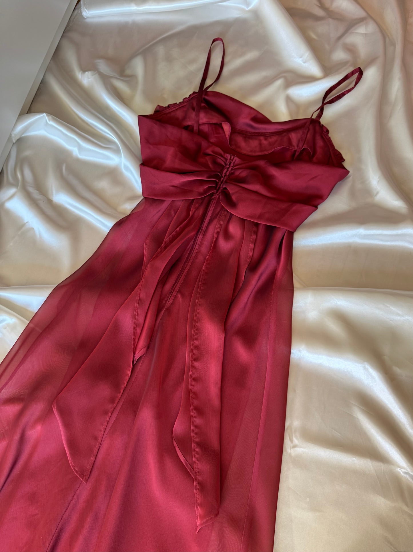 Elegant Red Vintage Dress with Ribbon