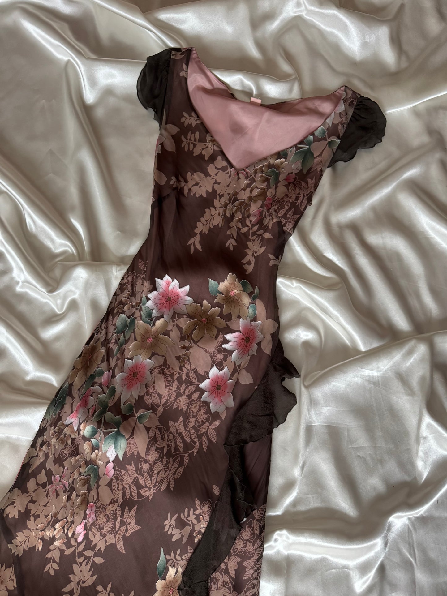 Gorgeous Brown Floral Vintage Dress