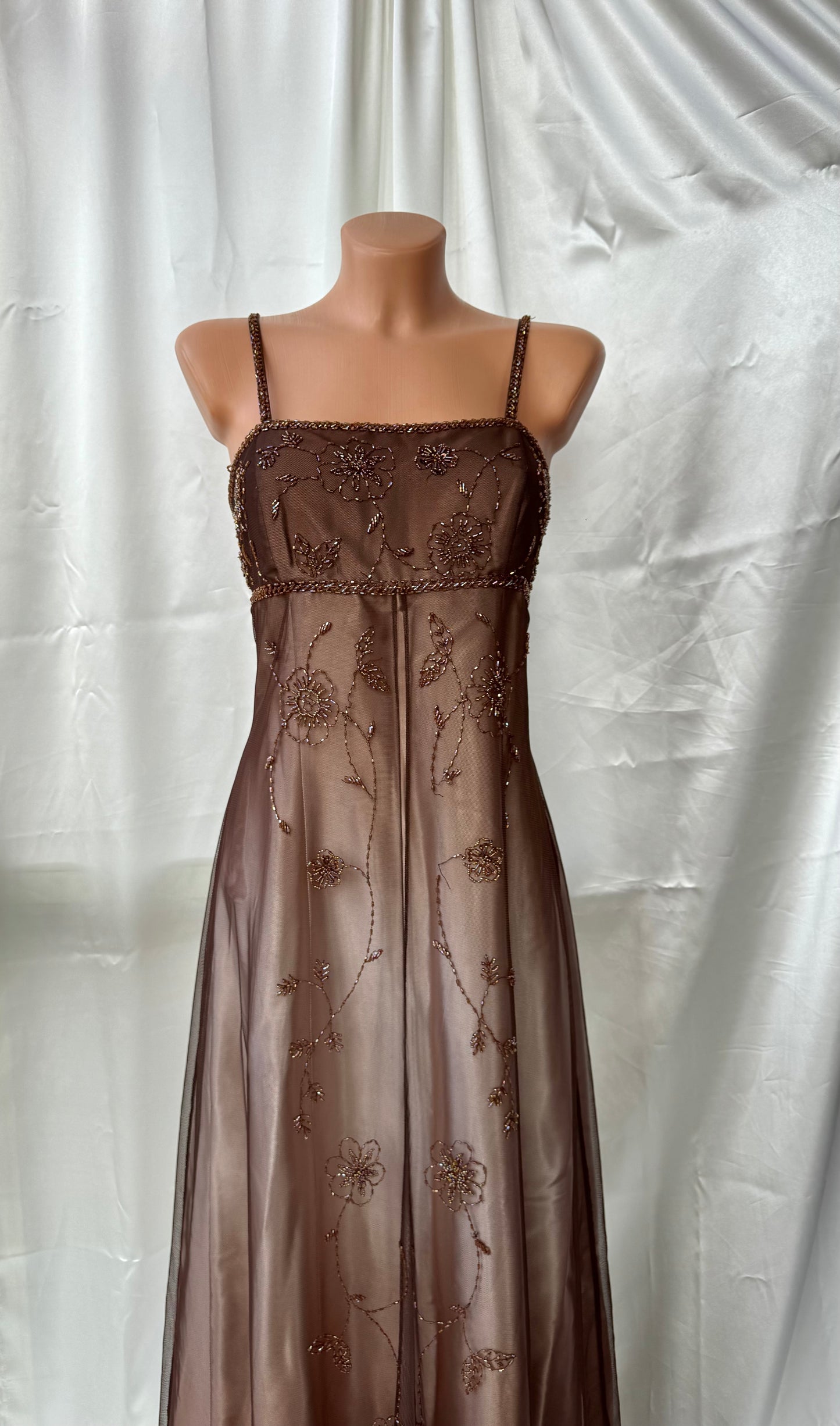 Gorgeous Brown Tulle Beaded Vintage Royal Gown