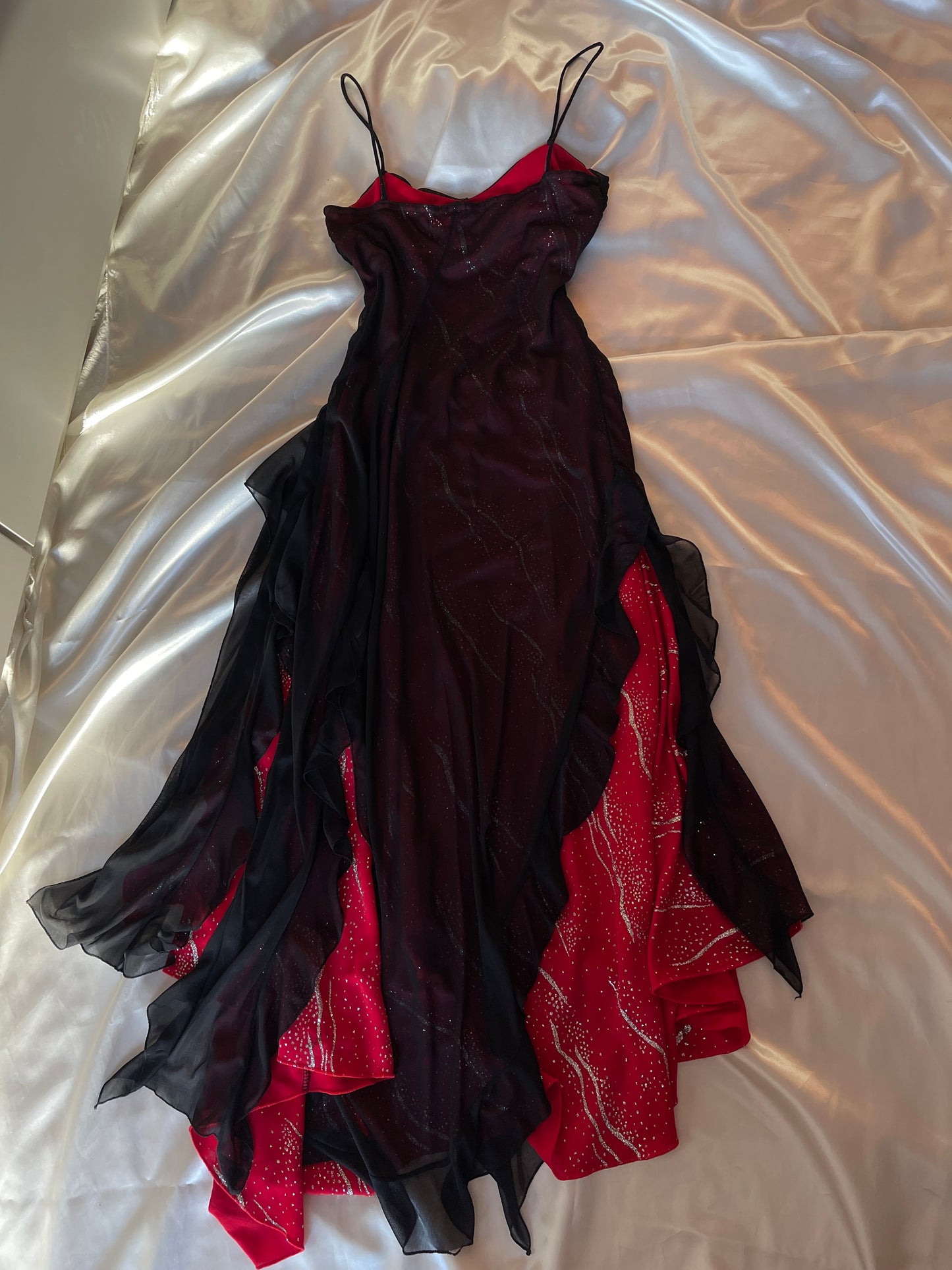 Spectacular Black & Red Sparkly Vintage Dress