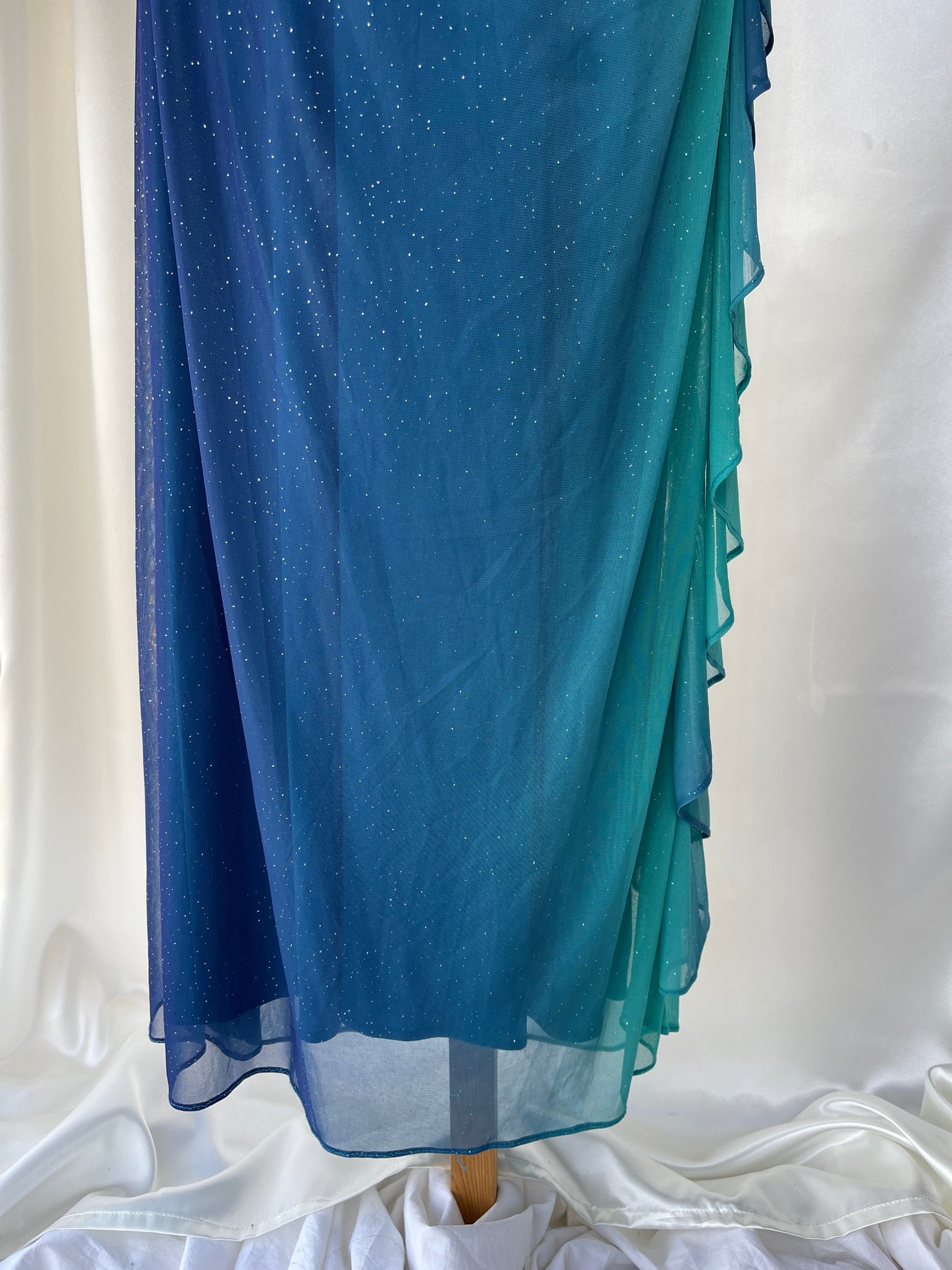Sparkly Ombre Blue & Turquoise Vintage Dress