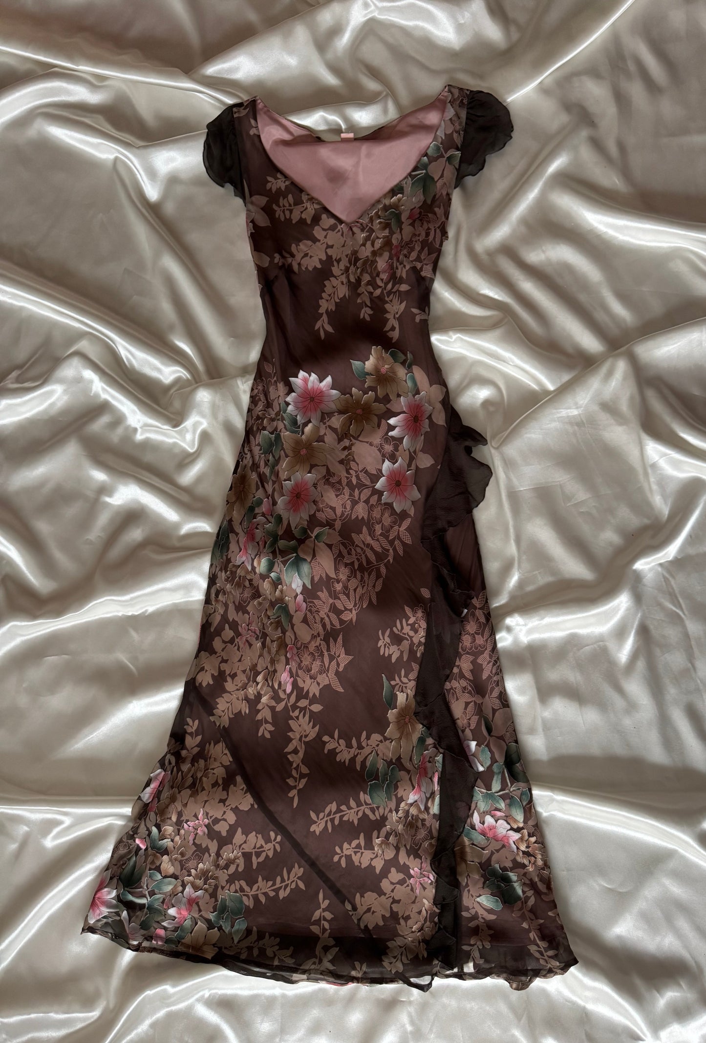 Gorgeous Brown Floral Vintage Dress