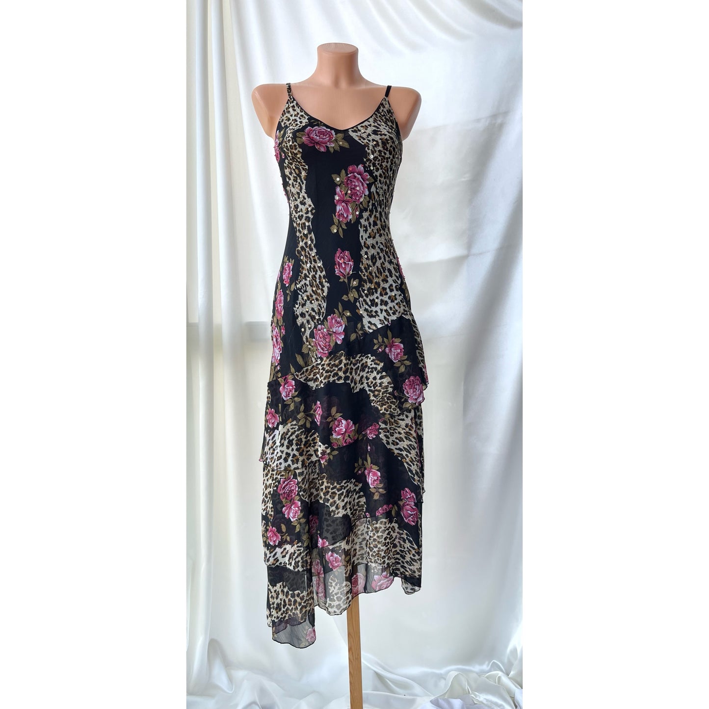 Beautiful Leopard & Flower Pattern Vintage Black Dress