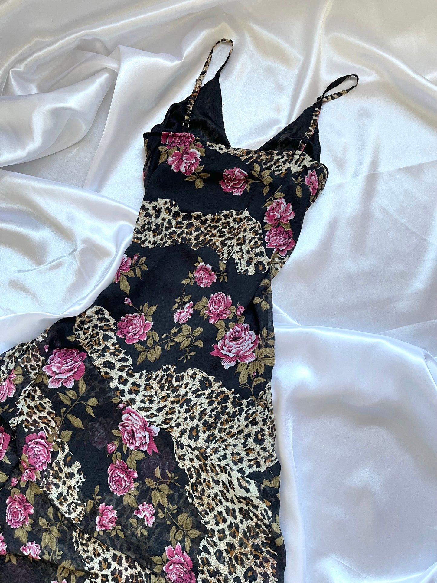 Beautiful Leopard & Flower Pattern Vintage Black Dress