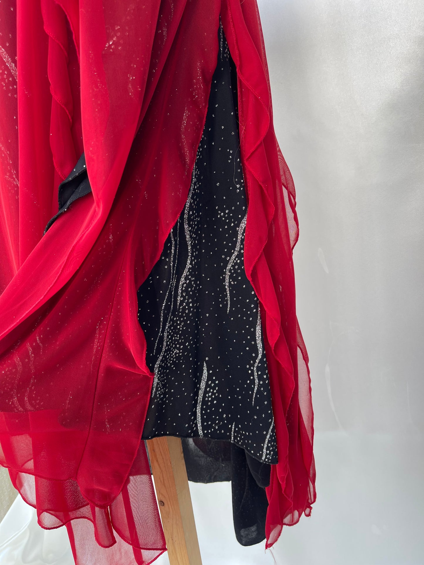 Spectacular Red & Black Sparkly Vintage Dress