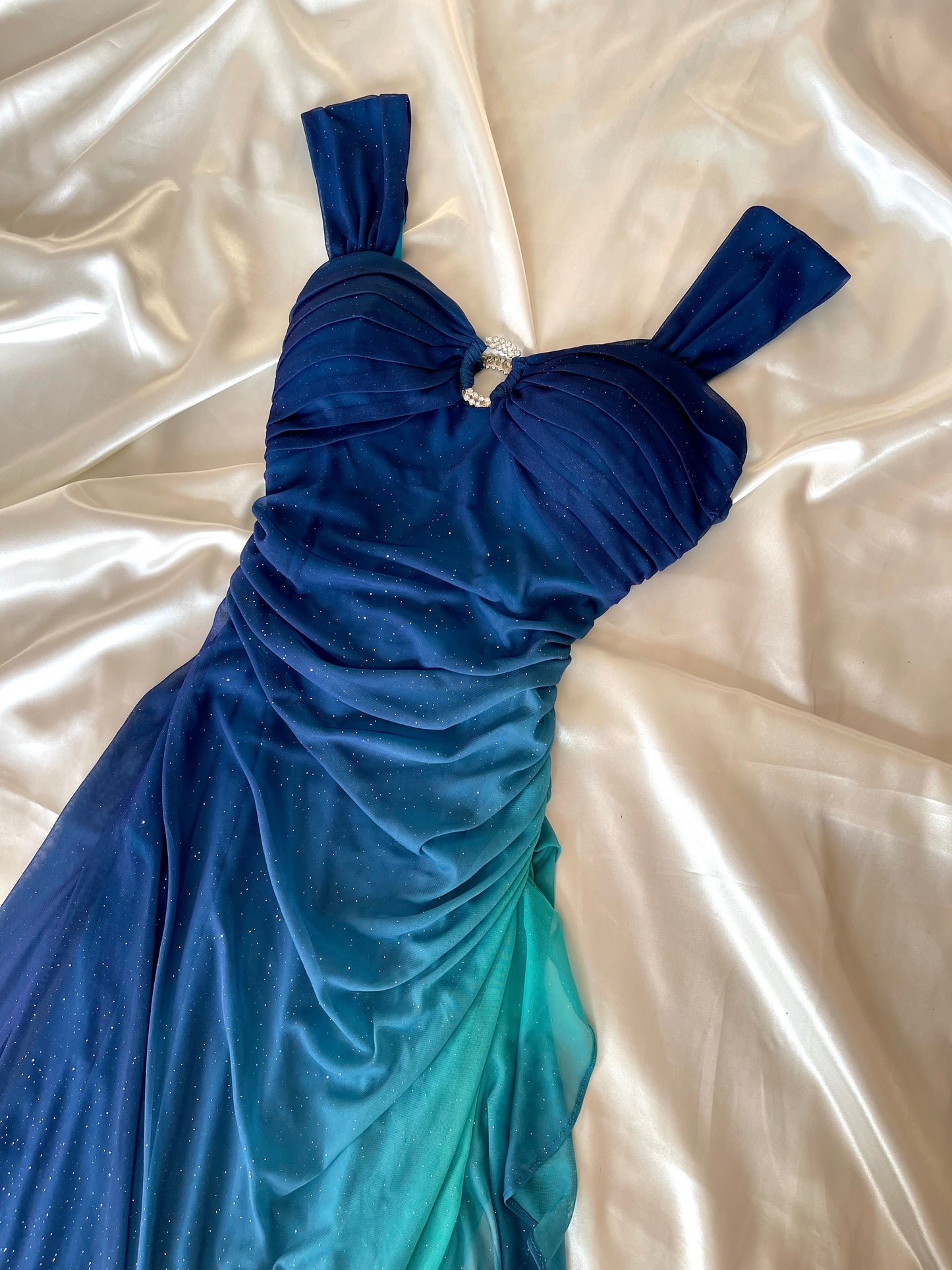 Sparkly Ombre Blue & Turquoise Vintage Dress