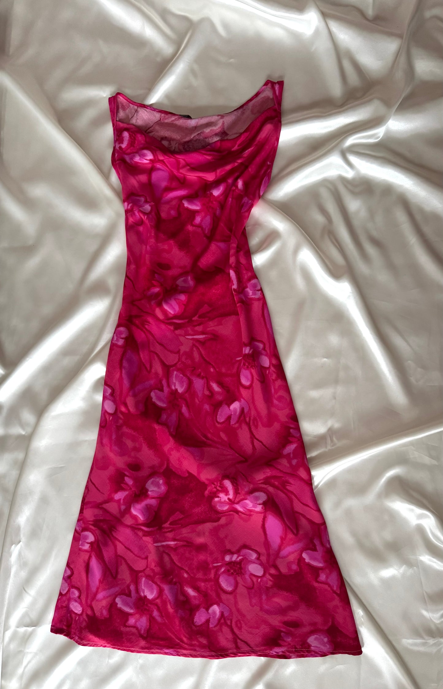 Gorgeous Pink Floral Vintage Island Dress