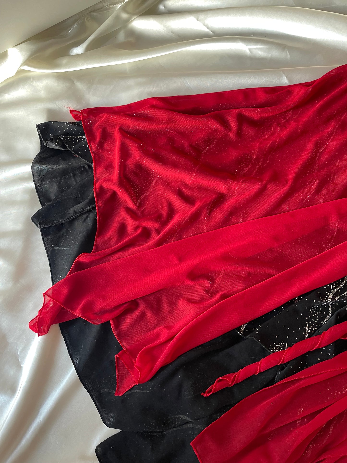 Spectacular Red & Black Sparkly Vintage Dress