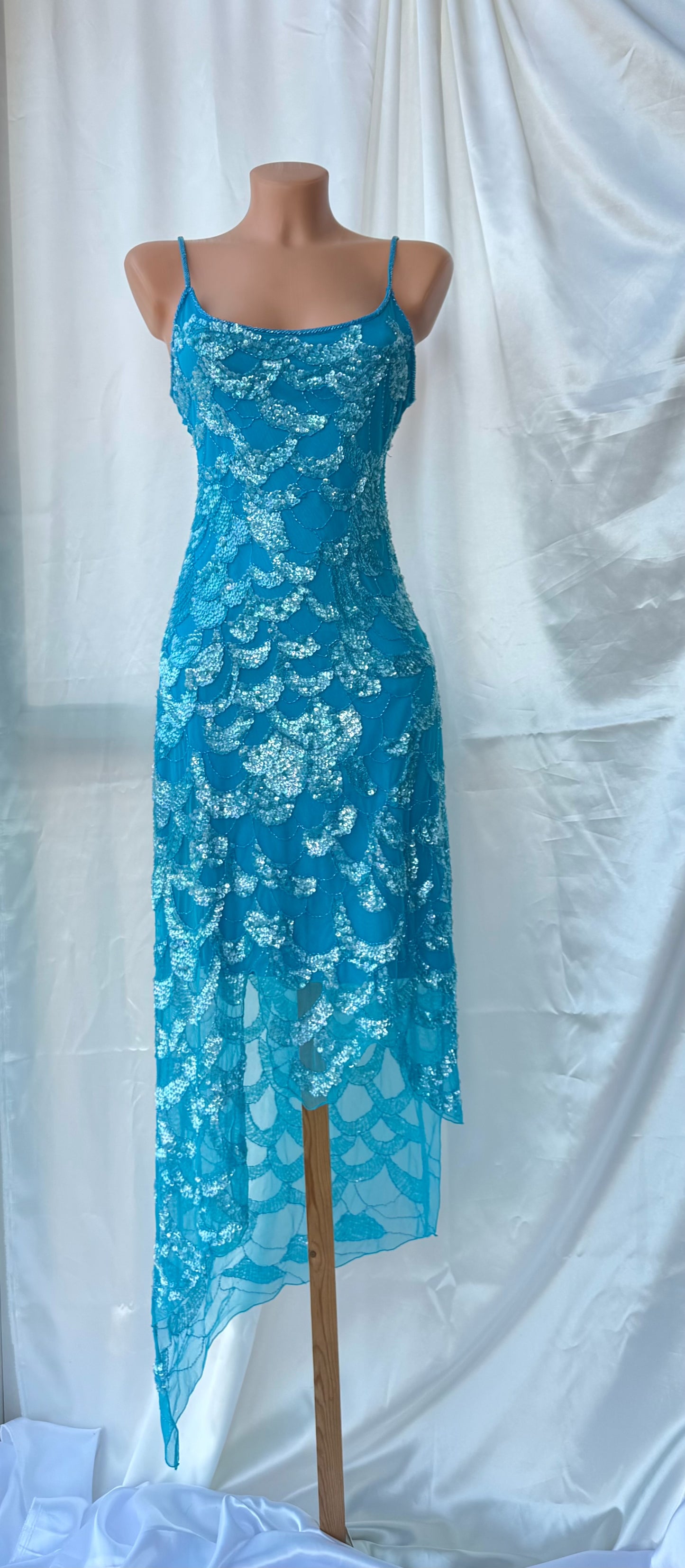 Absolutely Beautiful Sequin Light Blue Vintage Dress