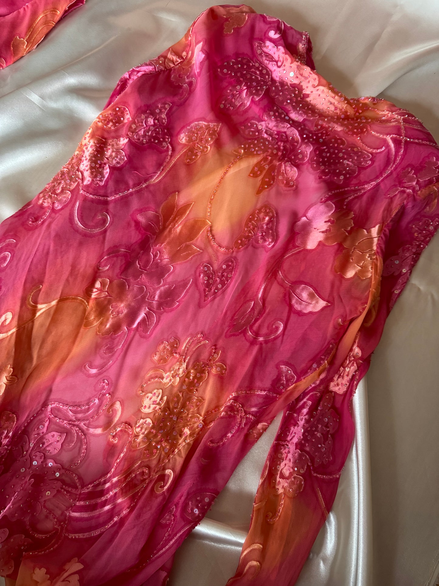 Subtle Pink & Orange Vintage Dress
