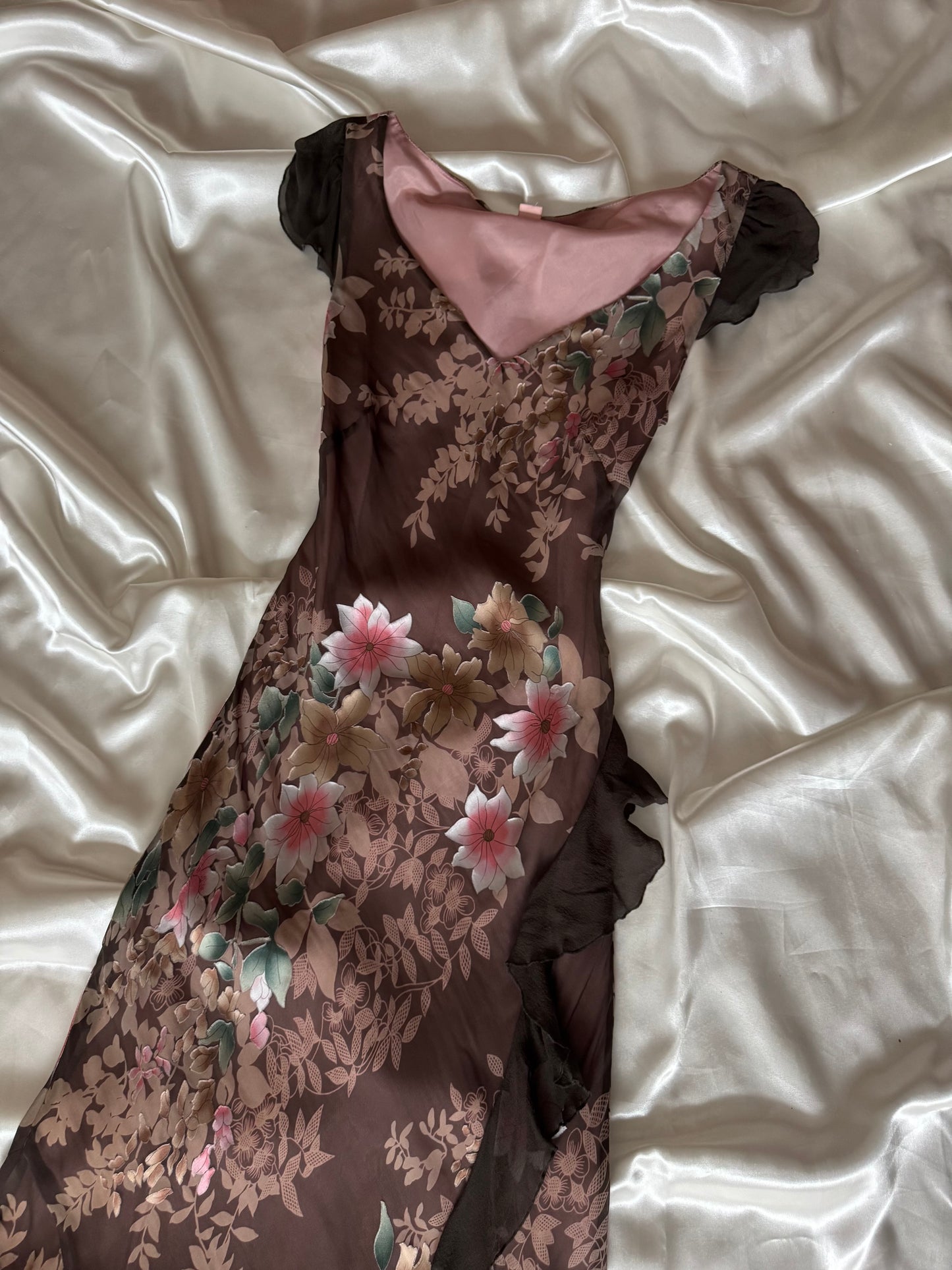 Gorgeous Brown Floral Vintage Dress
