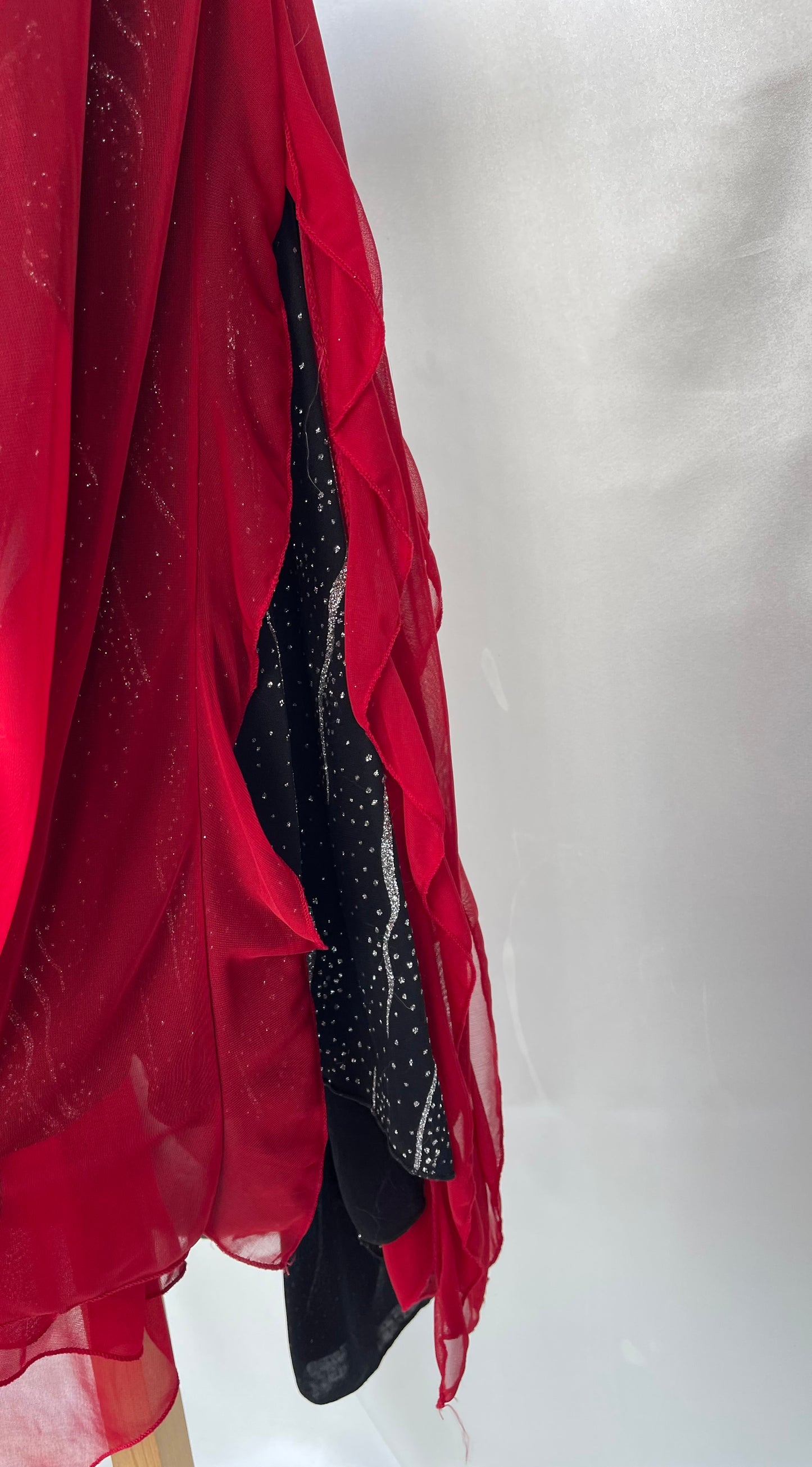 Spectacular Red & Black Sparkly Vintage Dress