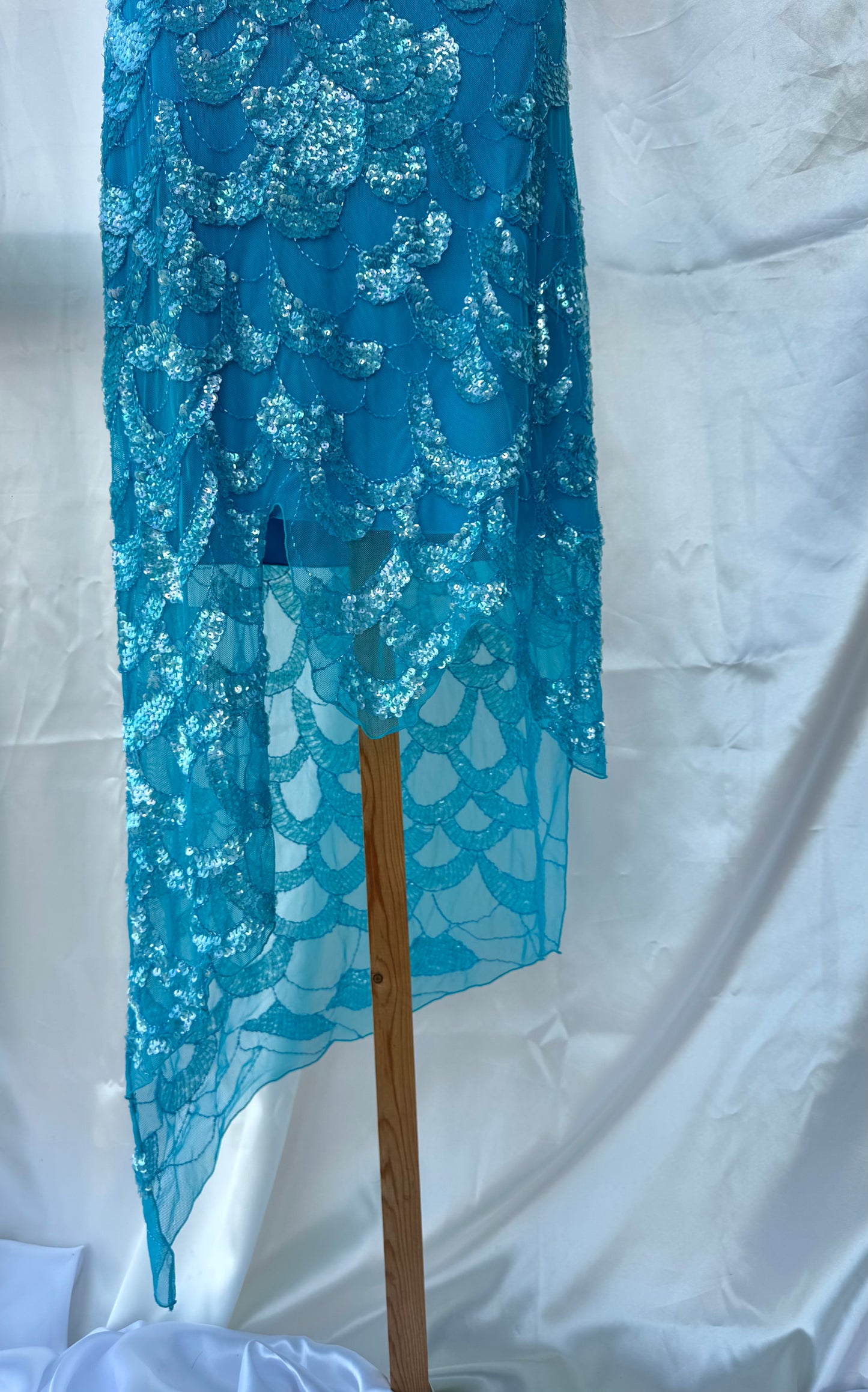 Absolutely Beautiful Sequin Light Blue Vintage Dress