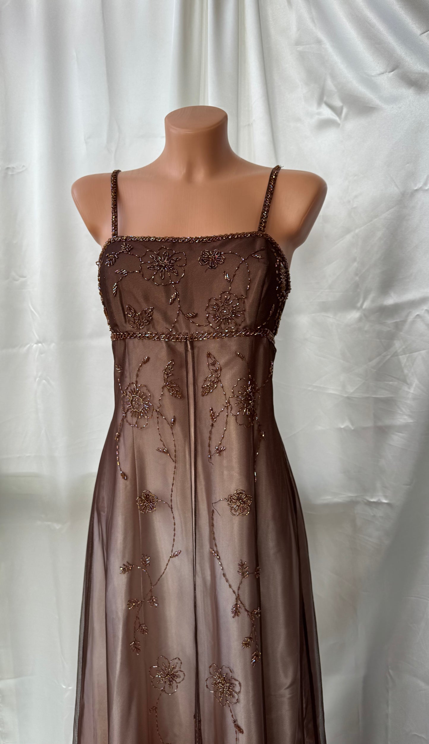 Gorgeous Brown Tulle Beaded Vintage Royal Gown