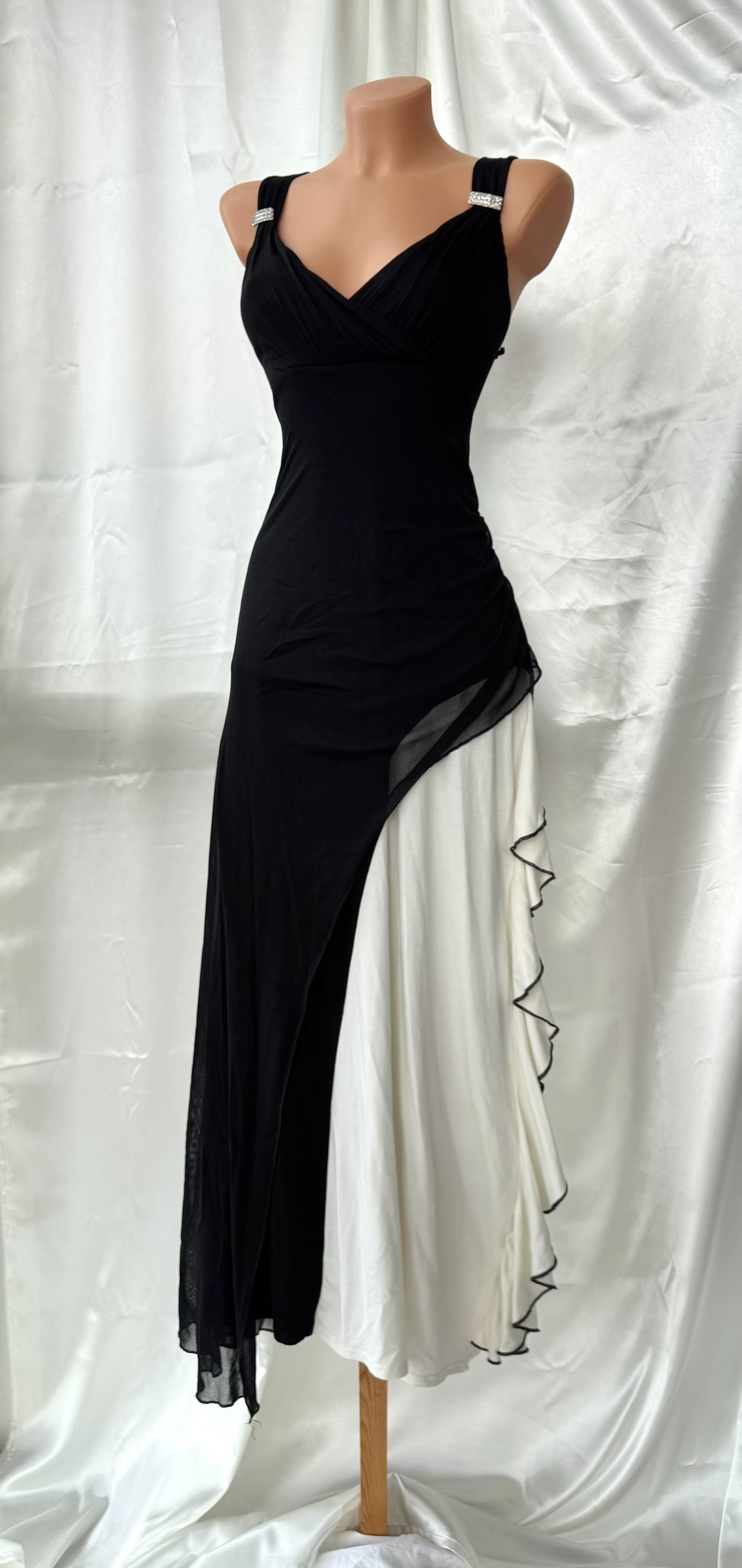 Black & White Breakfast at Tiffanys Style Vintage Dress