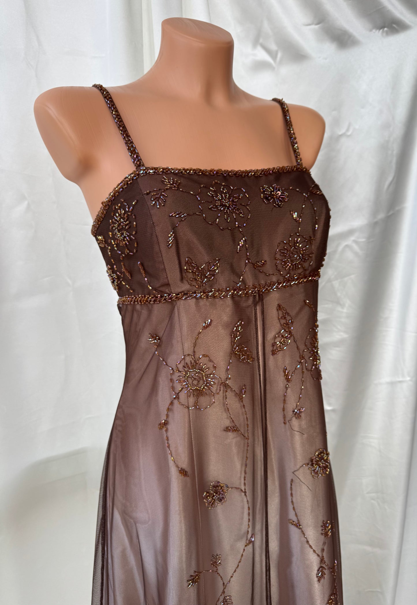 Gorgeous Brown Tulle Beaded Vintage Royal Gown