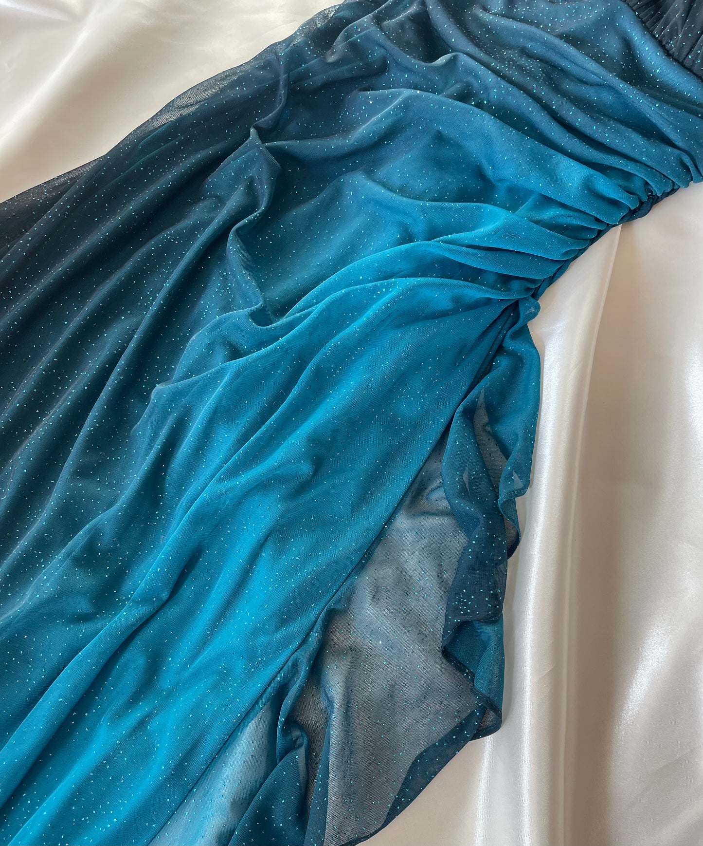Sparkly Ombre Turquoise Vintage Dress
