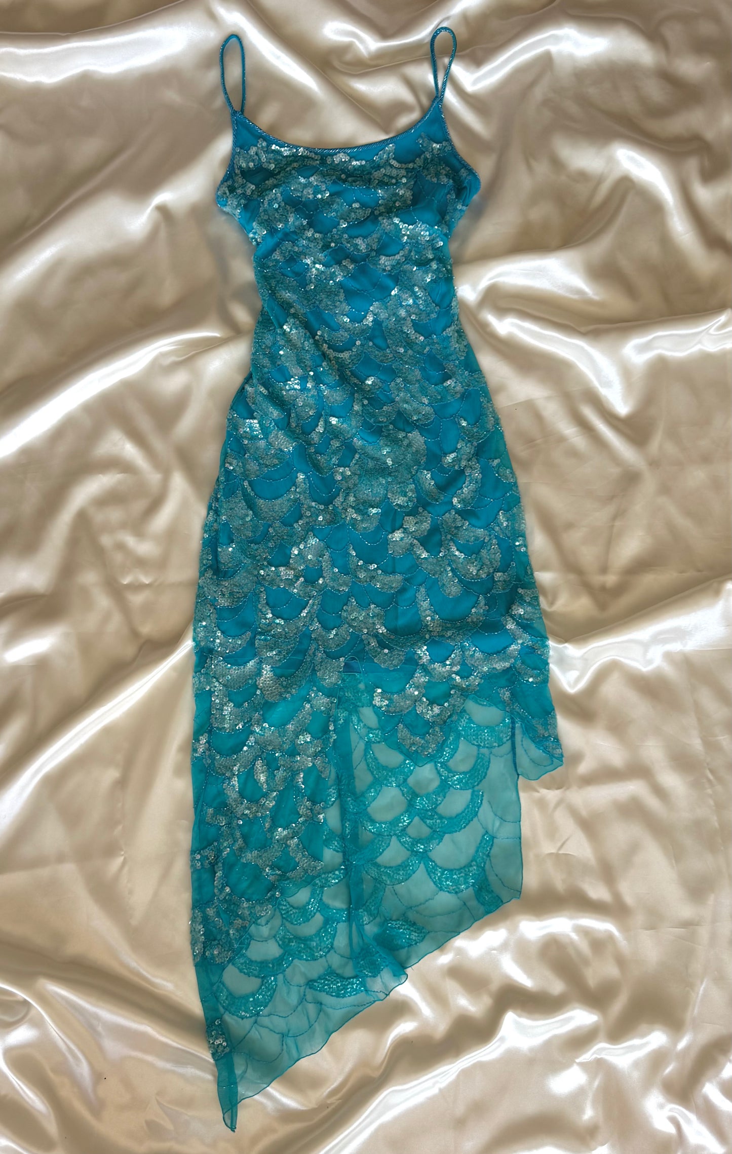 Absolutely Beautiful Sequin Light Blue Vintage Dress