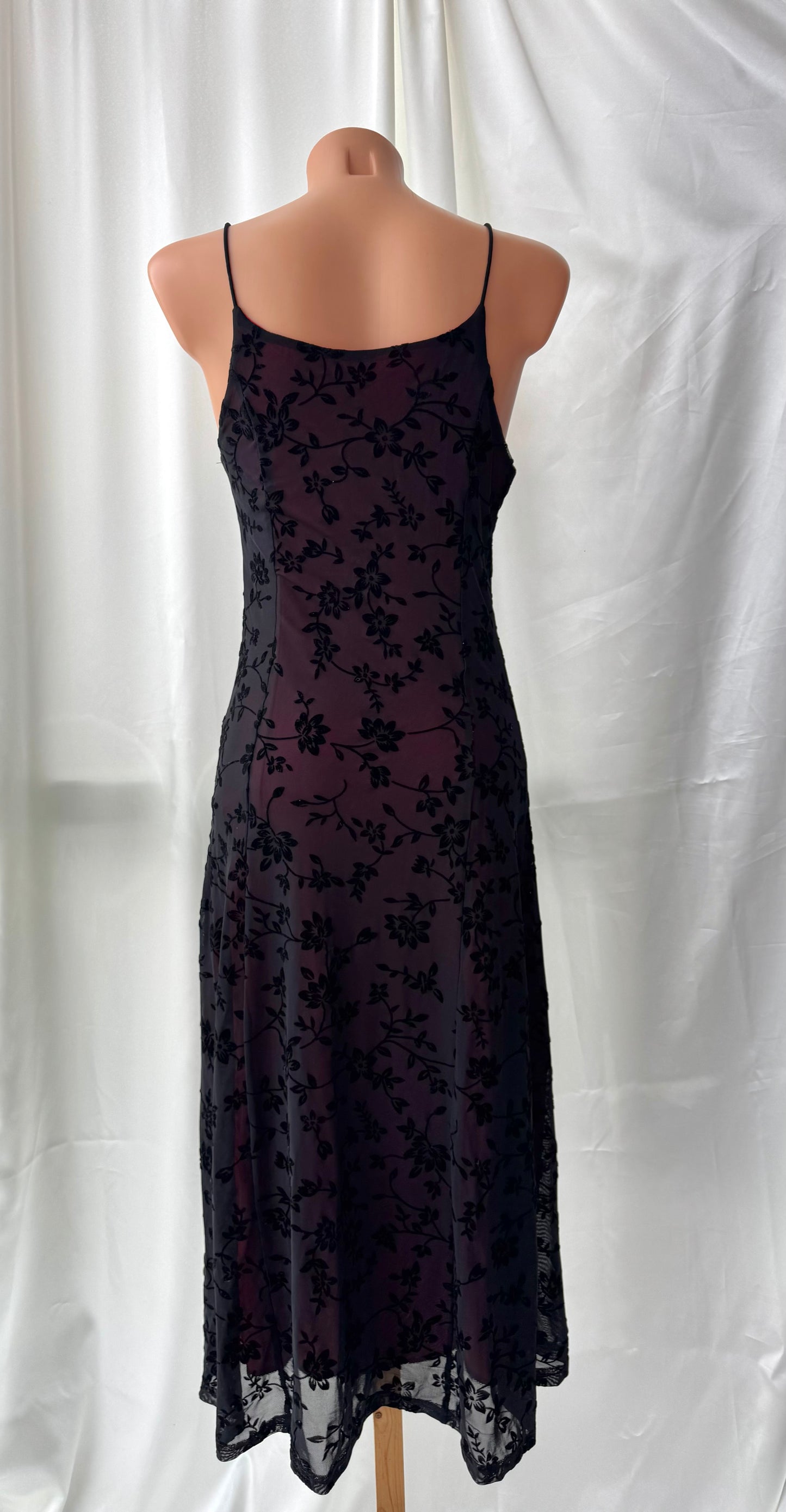 Red & Black Floral Velvet Gothic Vintage Dress