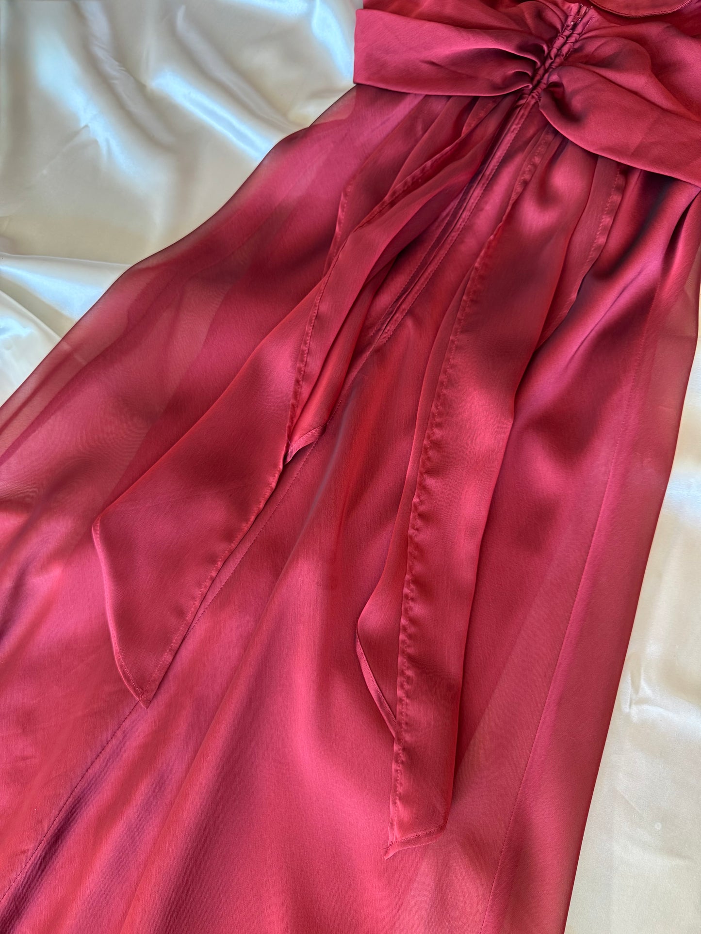 Elegant Red Vintage Dress with Ribbon